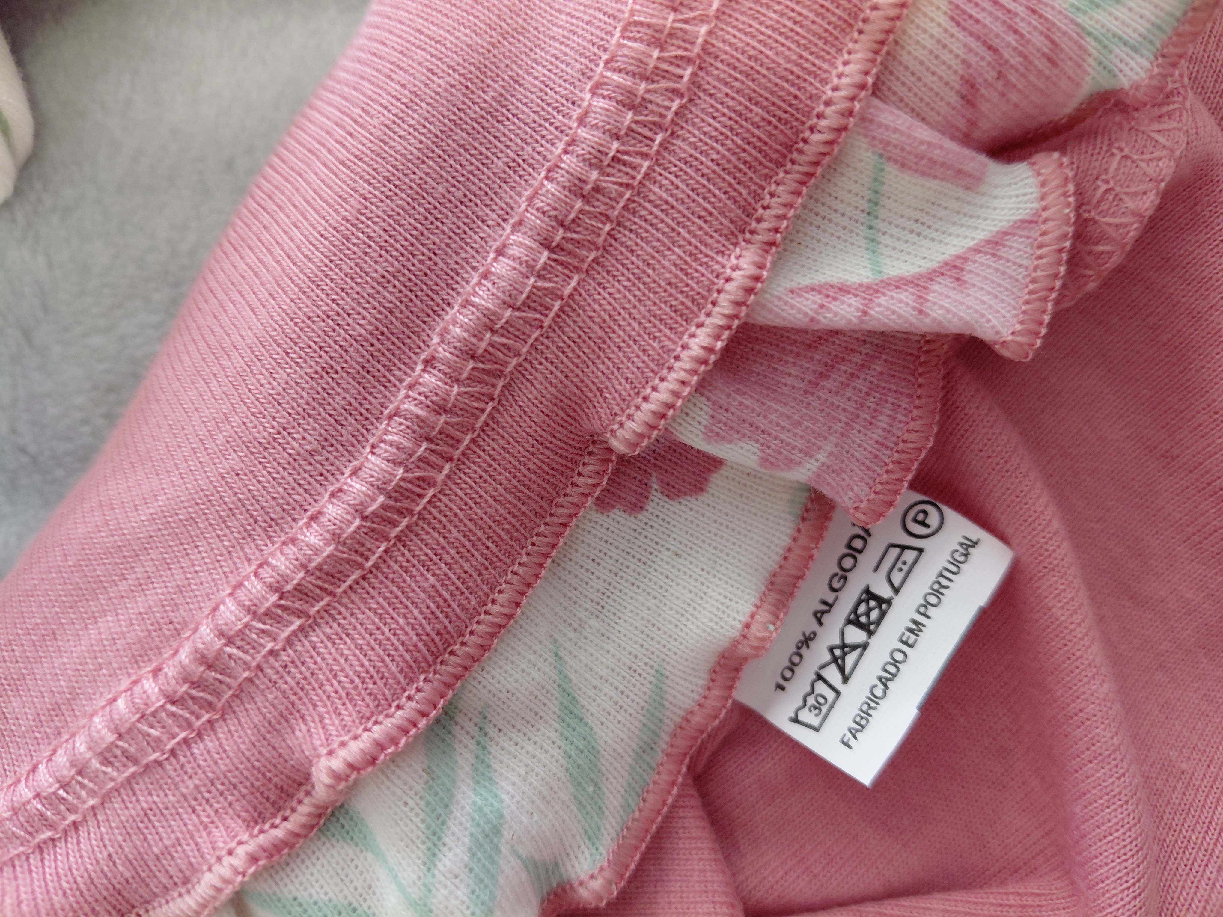 Pijama estampado em algodão — miniatura 4