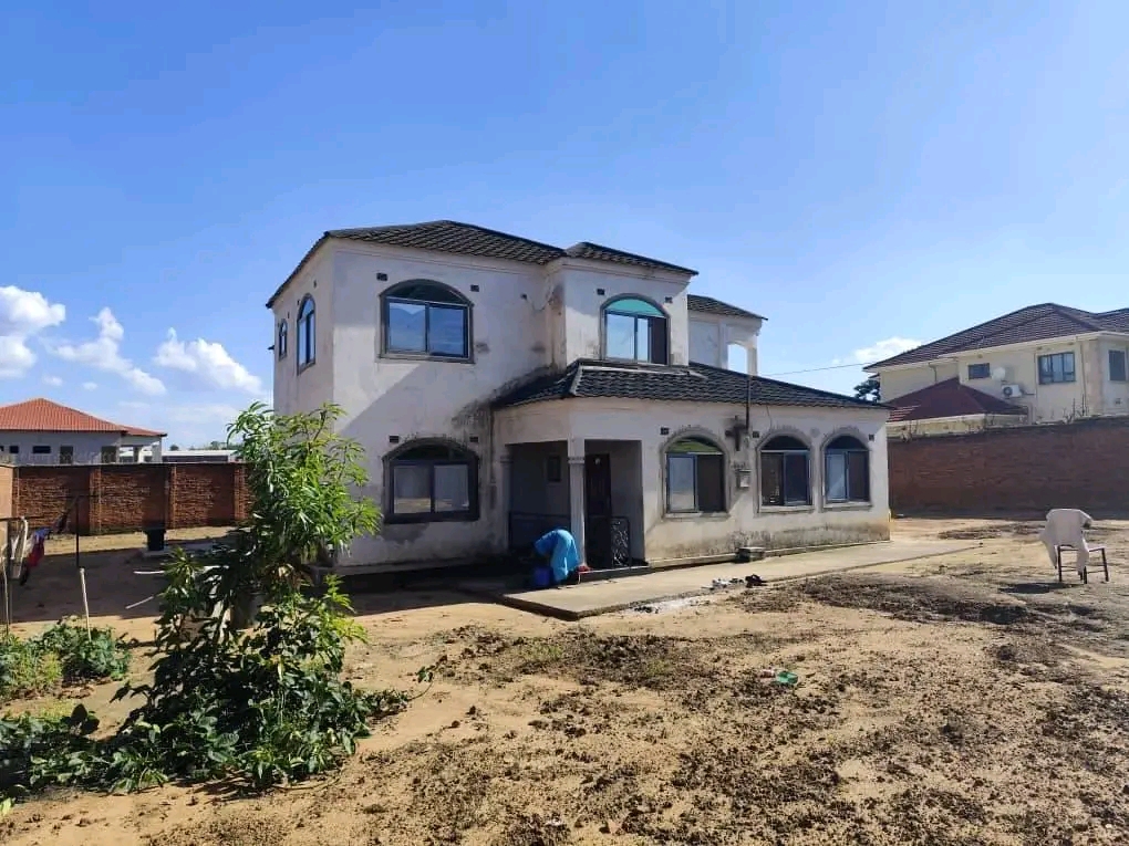 House for sale in area 47 sector 1 Lilongwe.