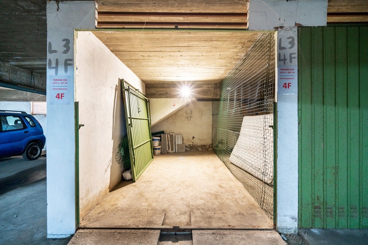 Beachfront Apartment 4F - Additional amenity view 12