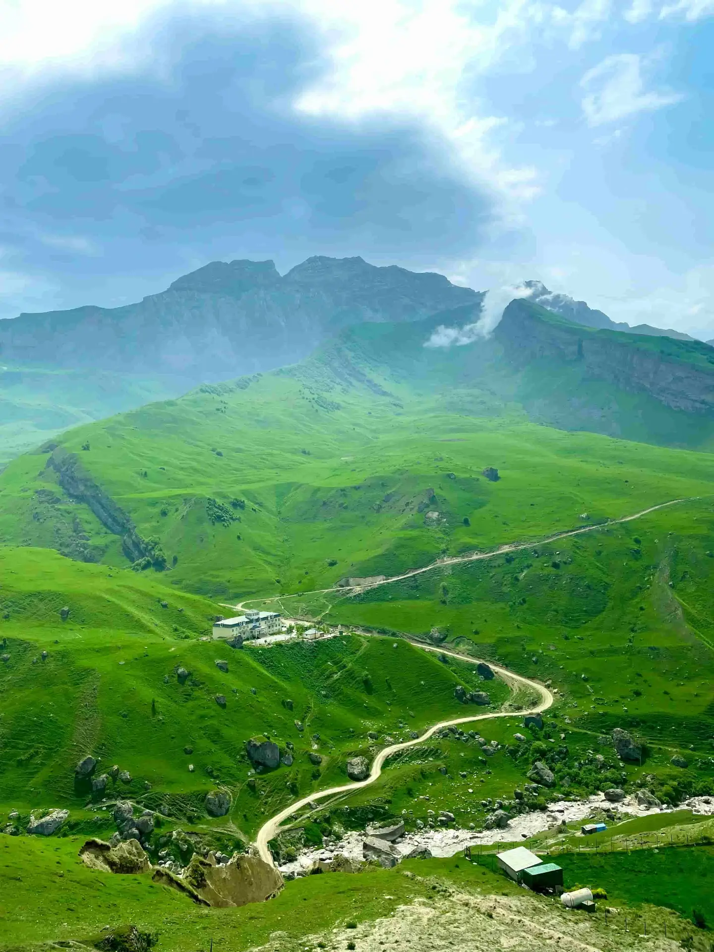 عرض أذربيجان الساحر