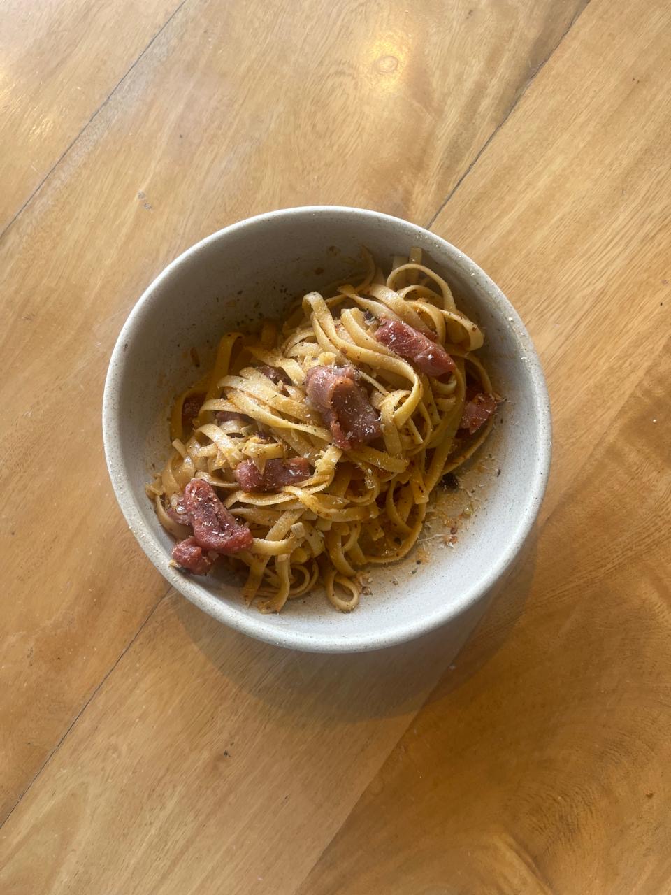 Pasta Chiliss con Jamón Serrano