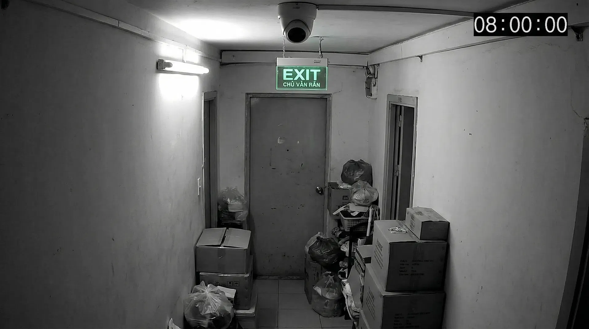 Lối thoát hiểm bị chặn