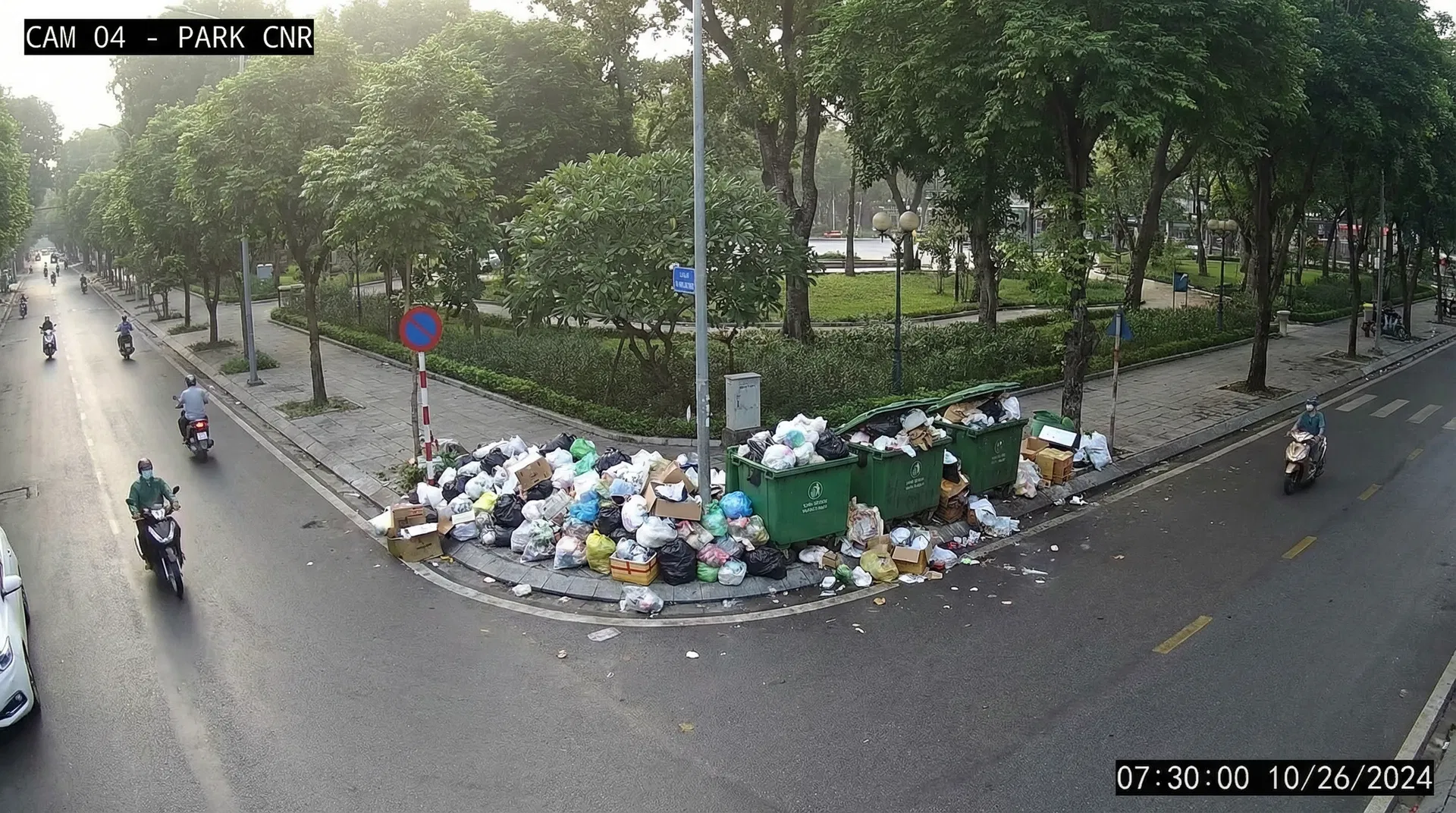 Điểm tập kết rác quá tải