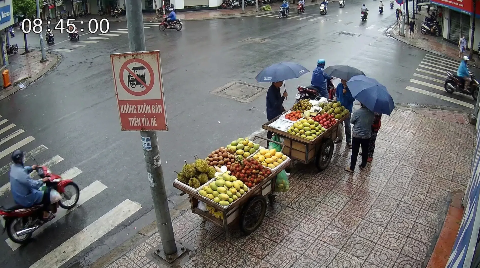 Bán hàng rong khu vực cấm