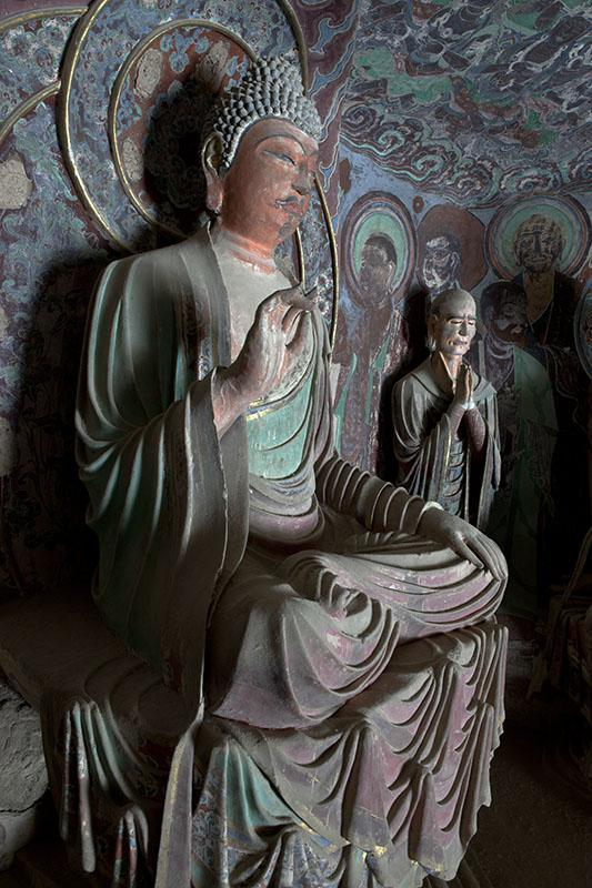 莫高窟第328窟西壁佛龛