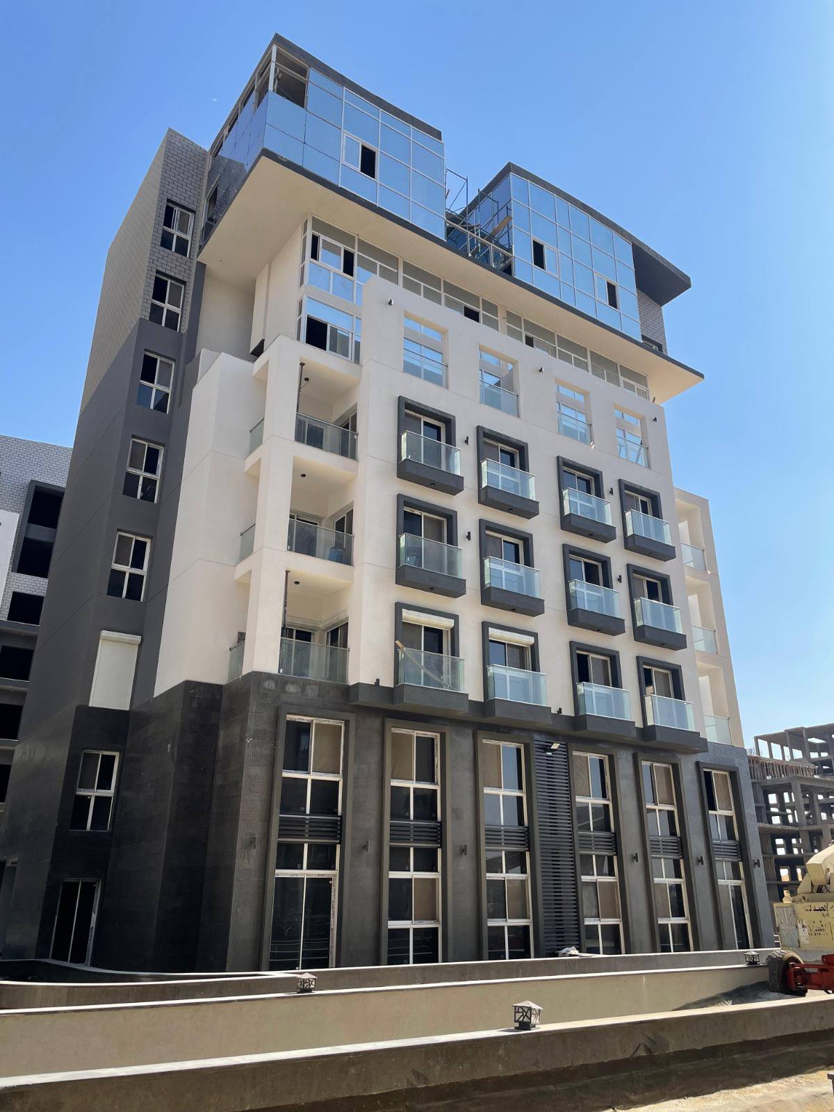 Park Lane  by El Attal – photo 1