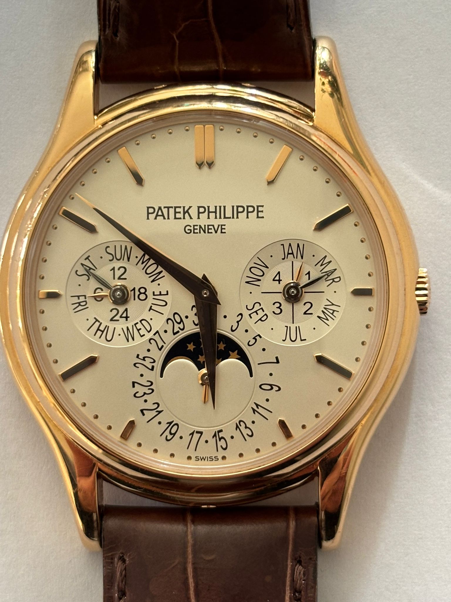 Patek Philippe Classic Calatrava Watch in Yellow Gold with Small Seconds
