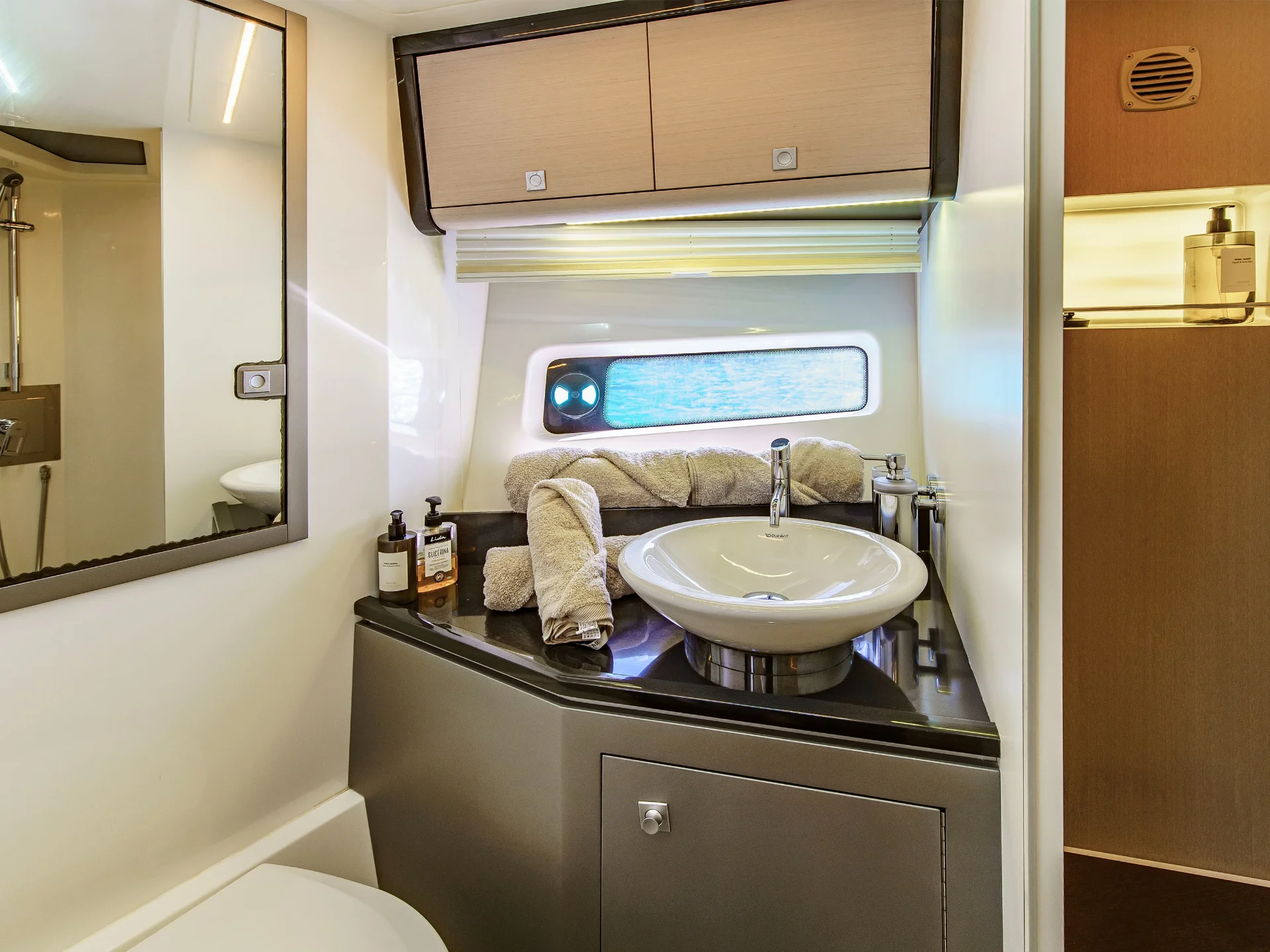 CUCA | Windy 39 Camira - Windy