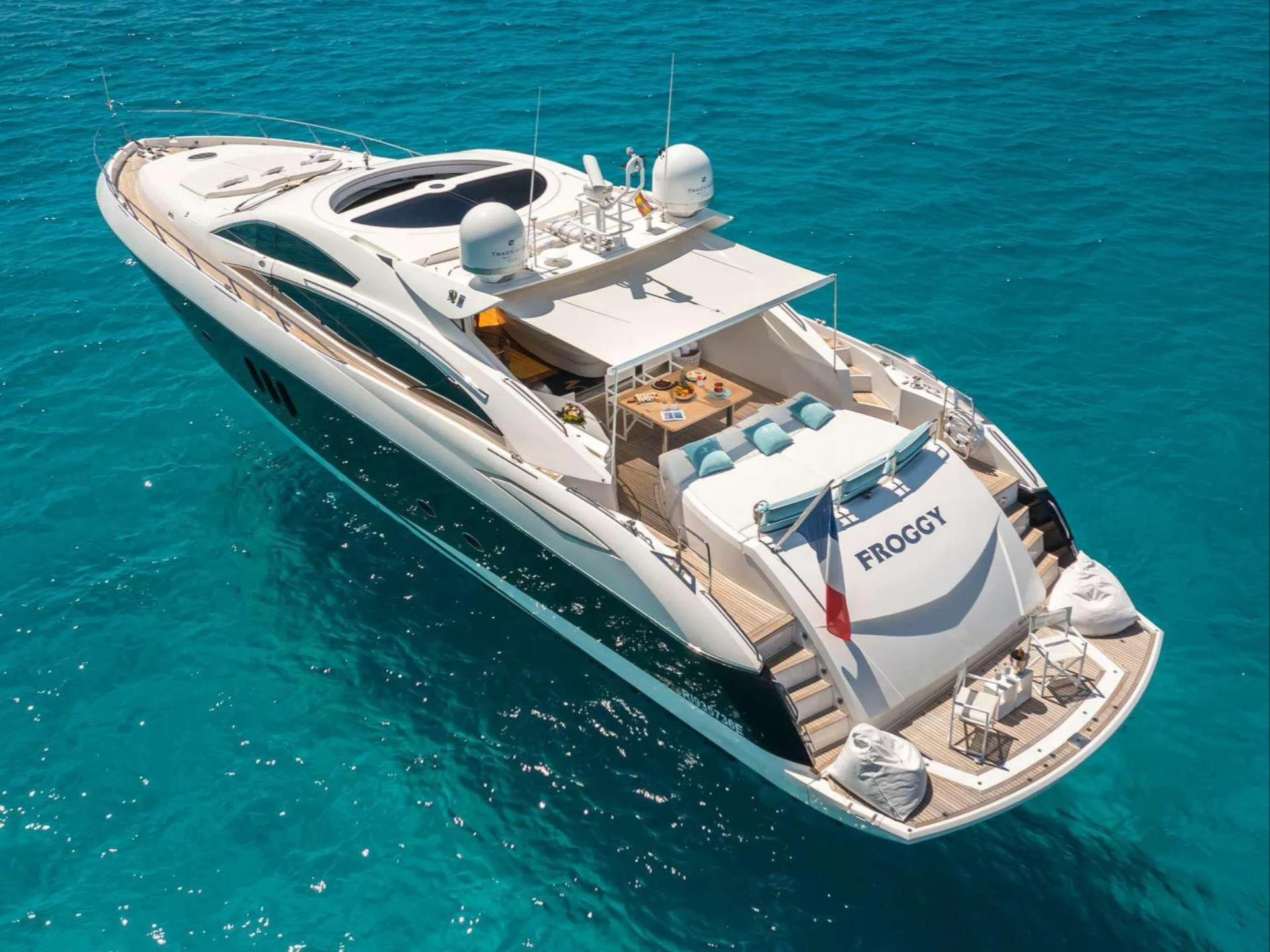 FROGGY | Sunseeker Predator 82 - Sunseeker