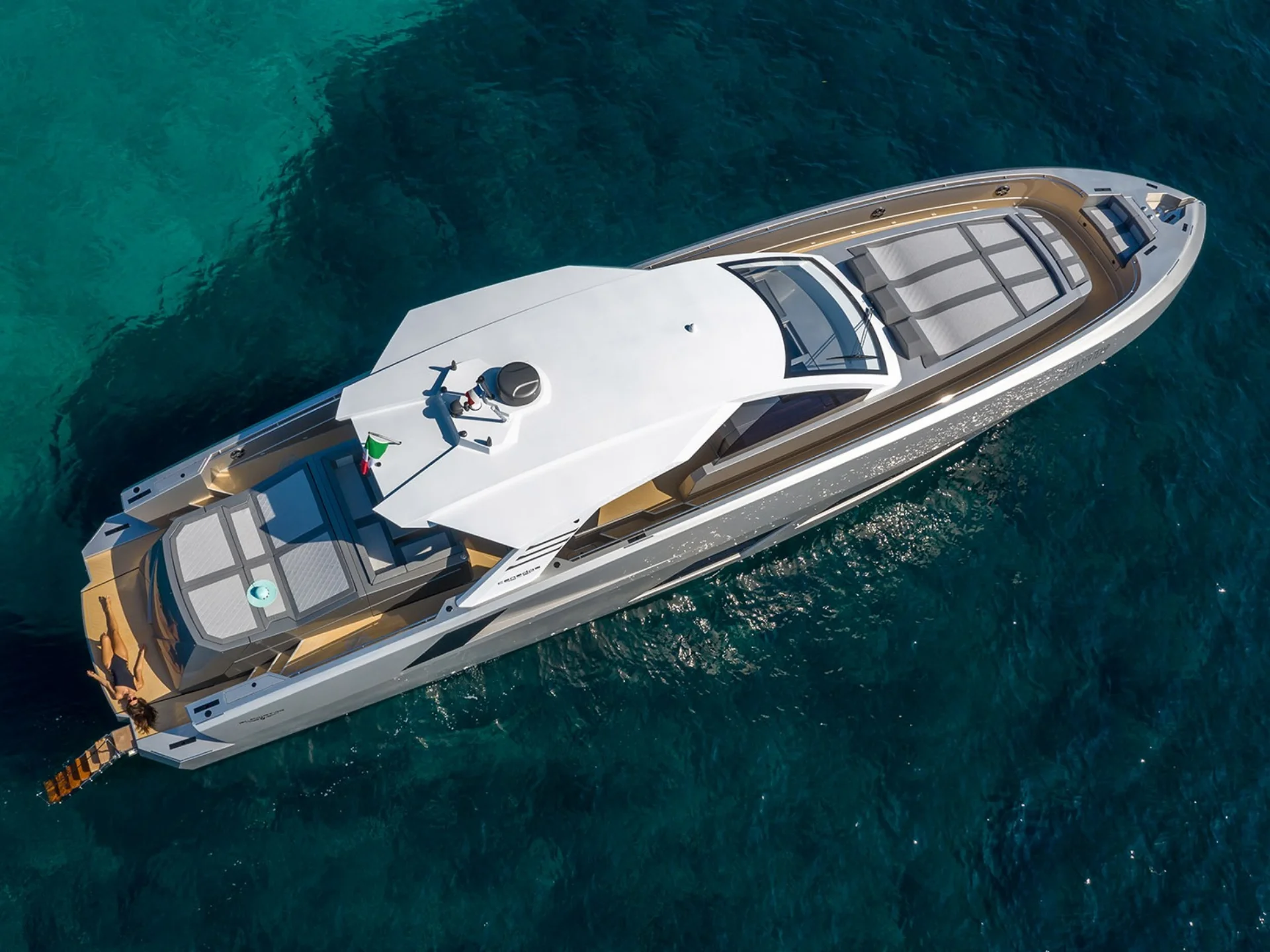 NEXT | Canados Gladiator 631 - Canados