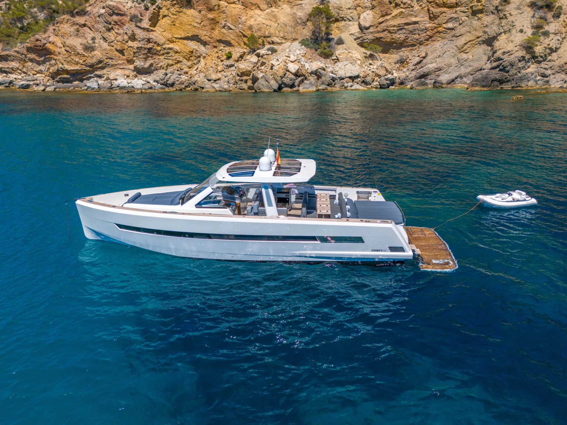 PETITCHET | Fjord 52