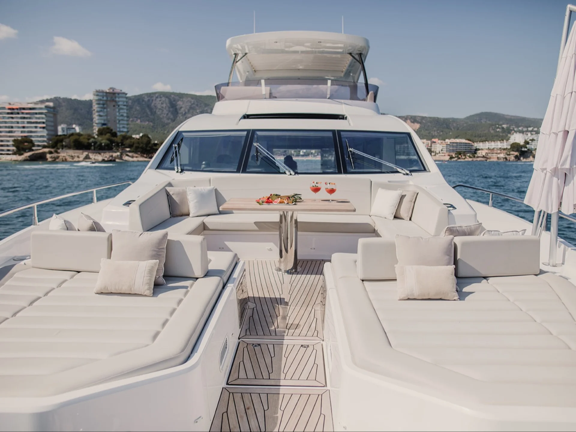 LADY M | Sunseeker 76 - Sunseeker