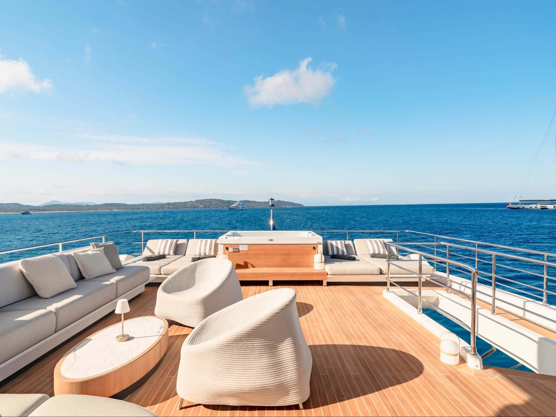 NEMESIS | Azimut 32 Metri - Azimut