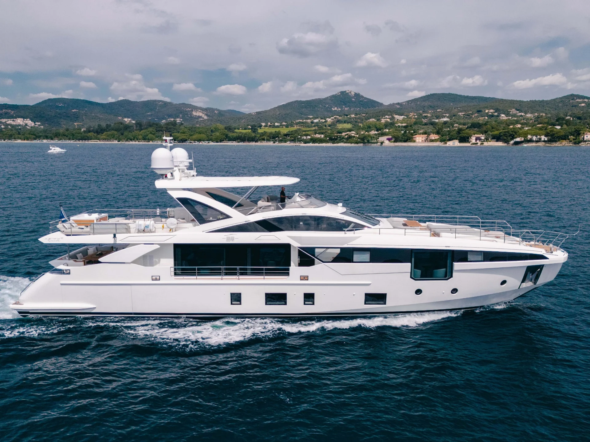 NEMESIS | Azimut 32 Metri - Azimut