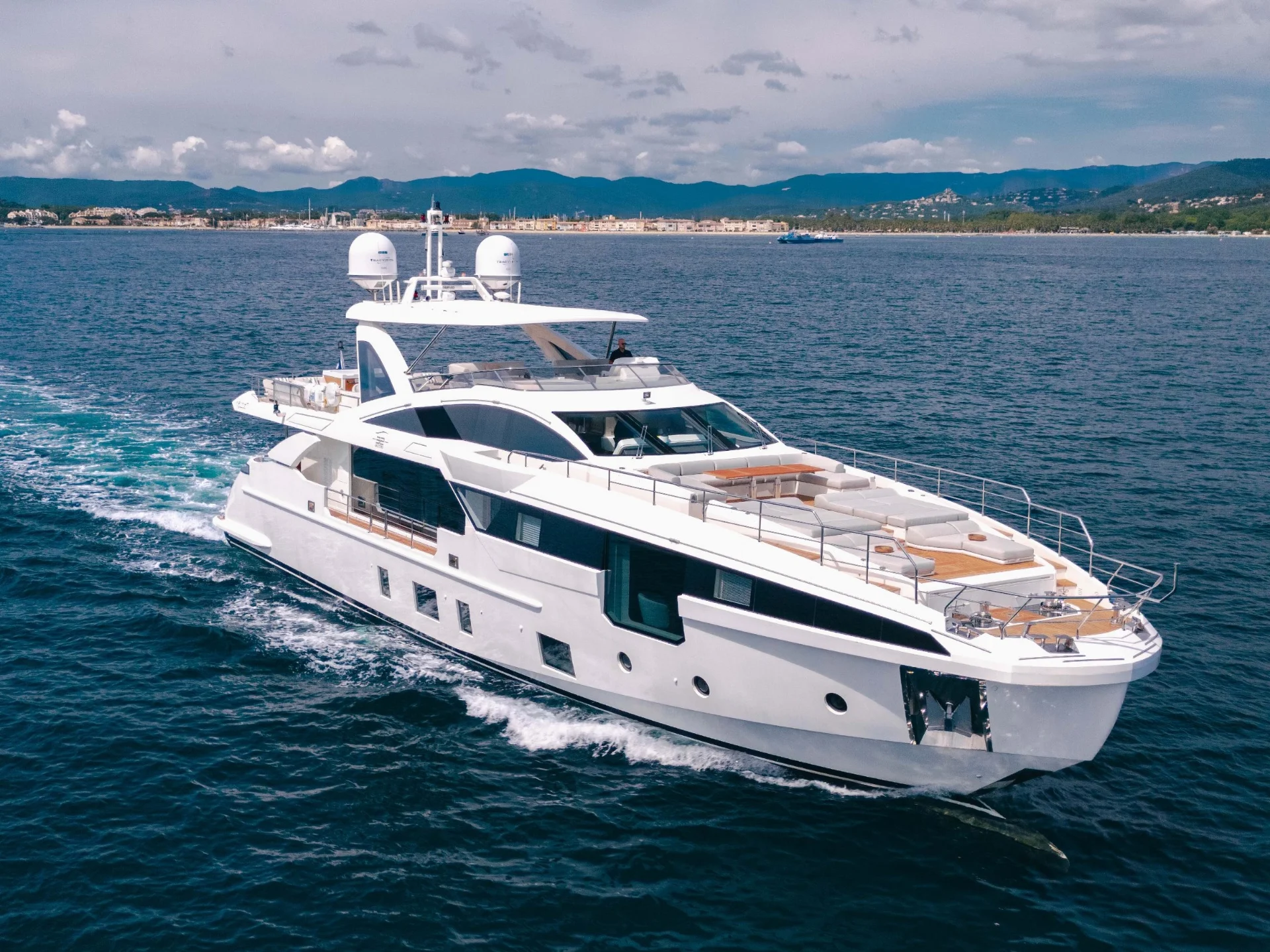 NEMESIS | Azimut 32 Metri - Azimut