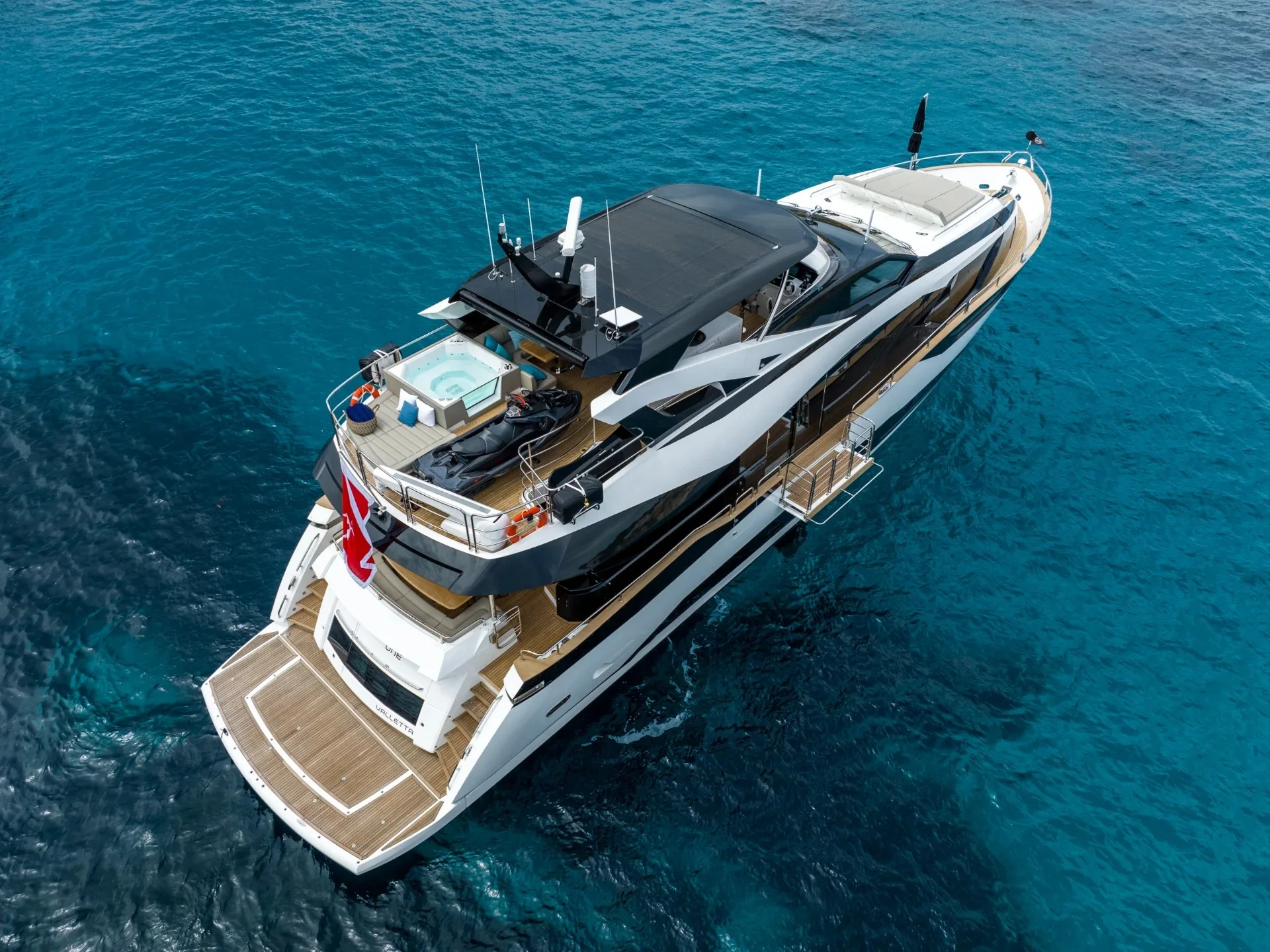 HIGH ENERGY | Sunseeker 95 - Sunseeker