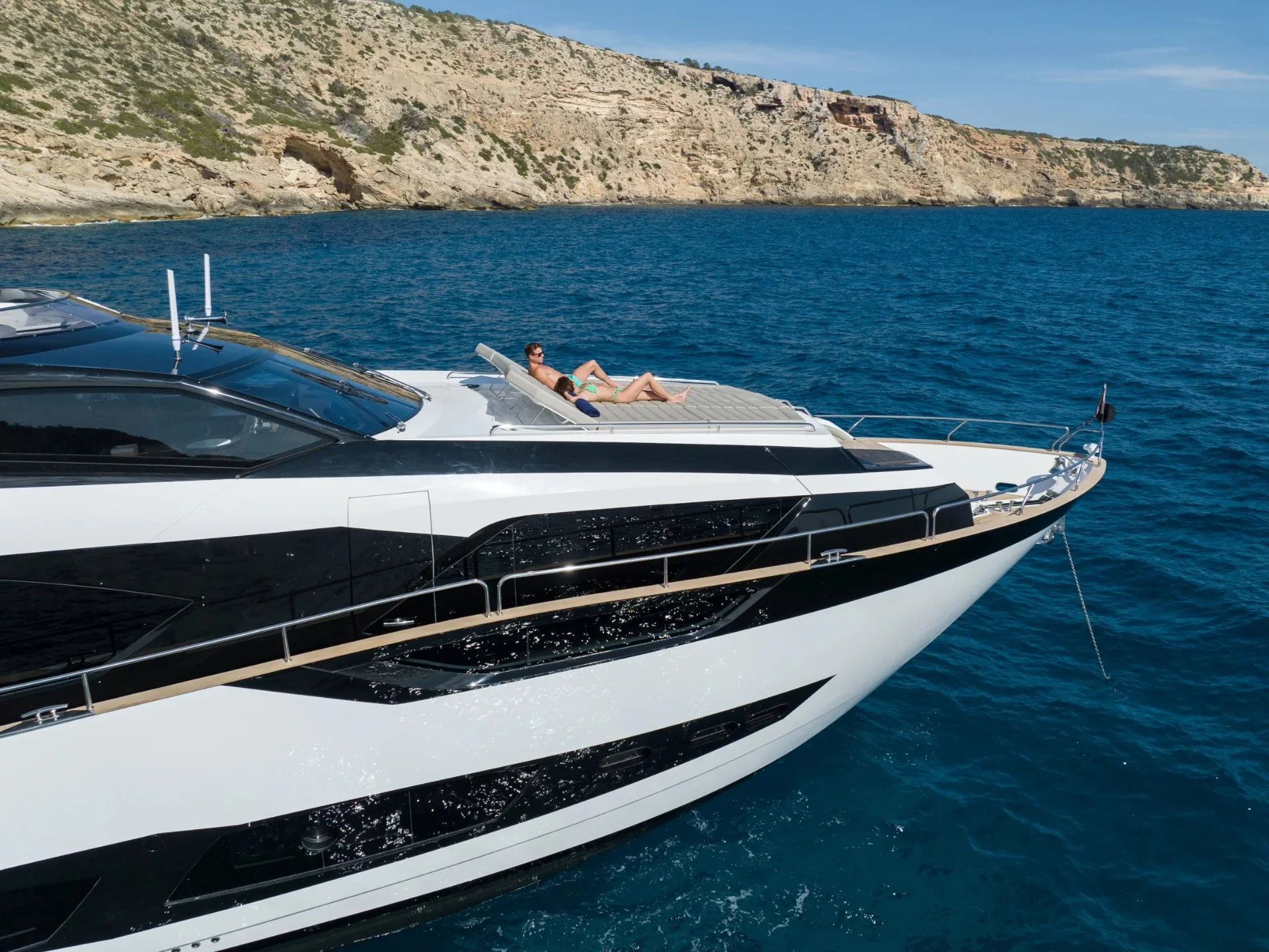 HIGH ENERGY | Sunseeker 95 - Sunseeker