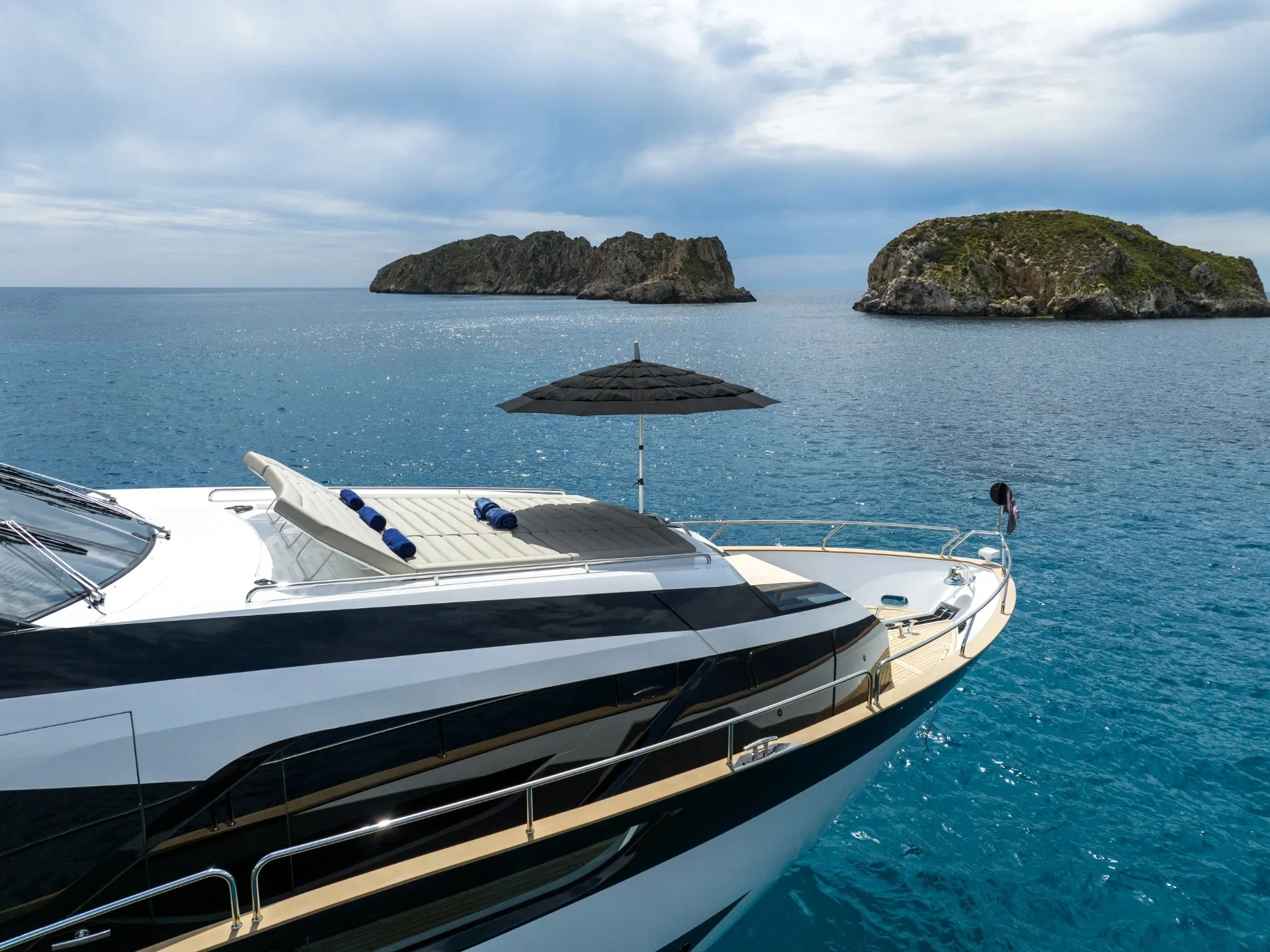 HIGH ENERGY | Sunseeker 95 - Sunseeker