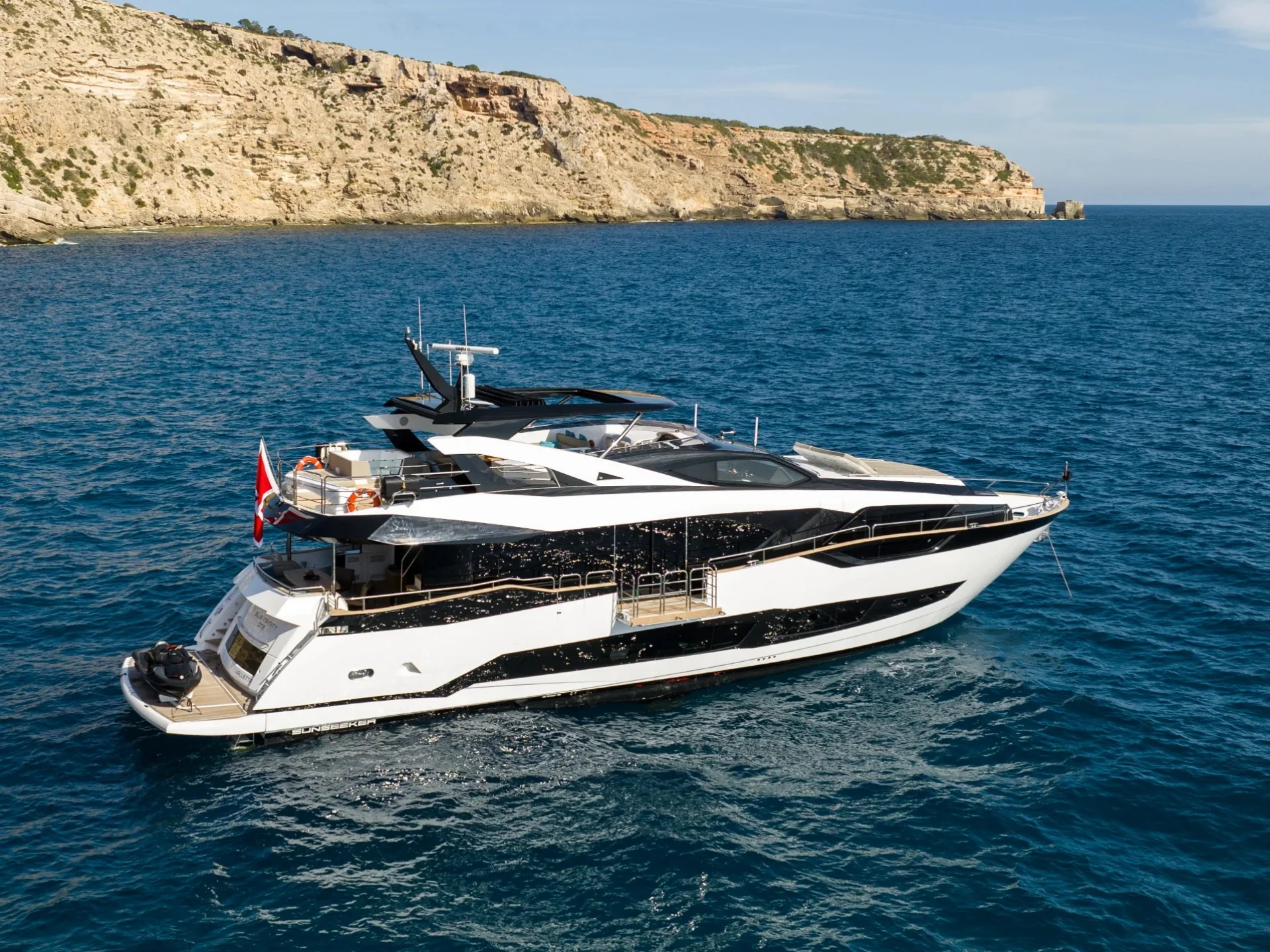 HIGH ENERGY | Sunseeker 95 - Sunseeker