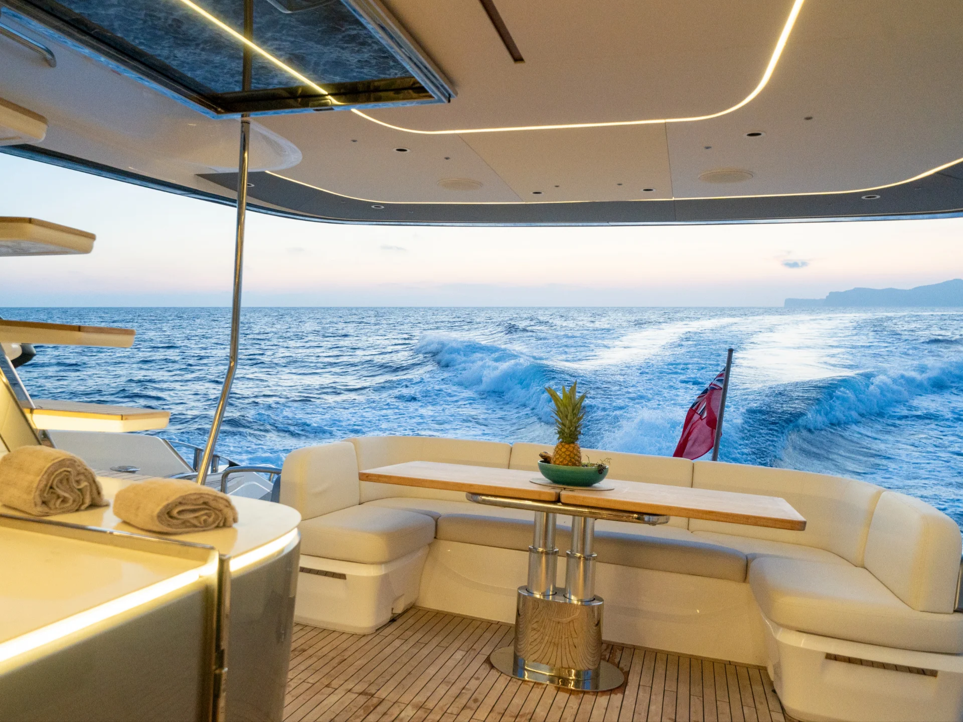 NEGOTIATOR II | Princess S72 - Princess