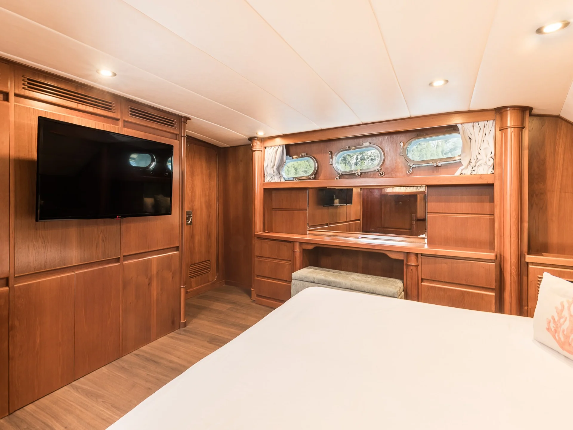 SPIRIT OF MK | CRN Ancona 34M - CRN