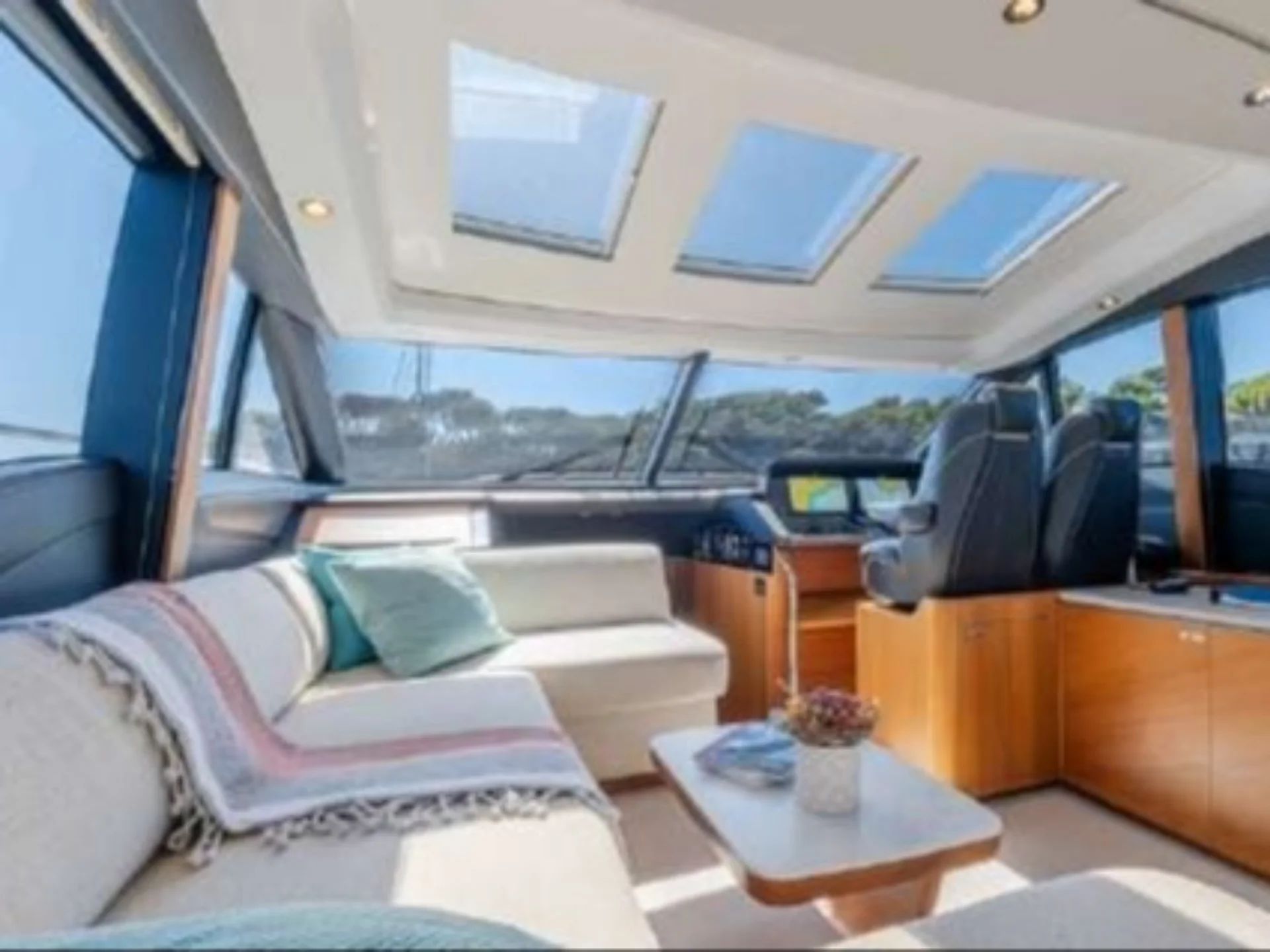 MISS DEMEANOR | Princess S62 - Princess