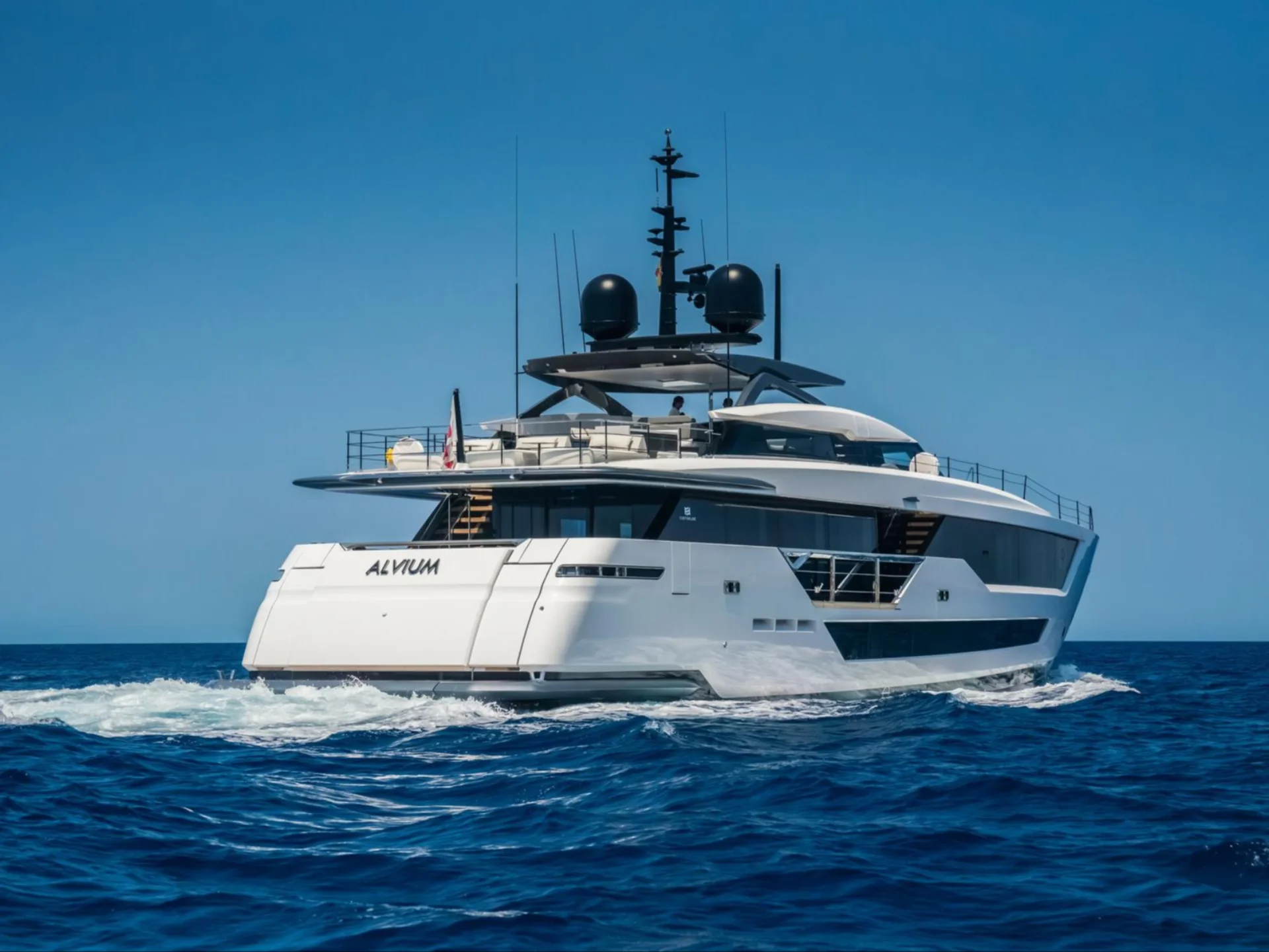 ALVIUM | Ferretti Custom Line 106 - Ferretti