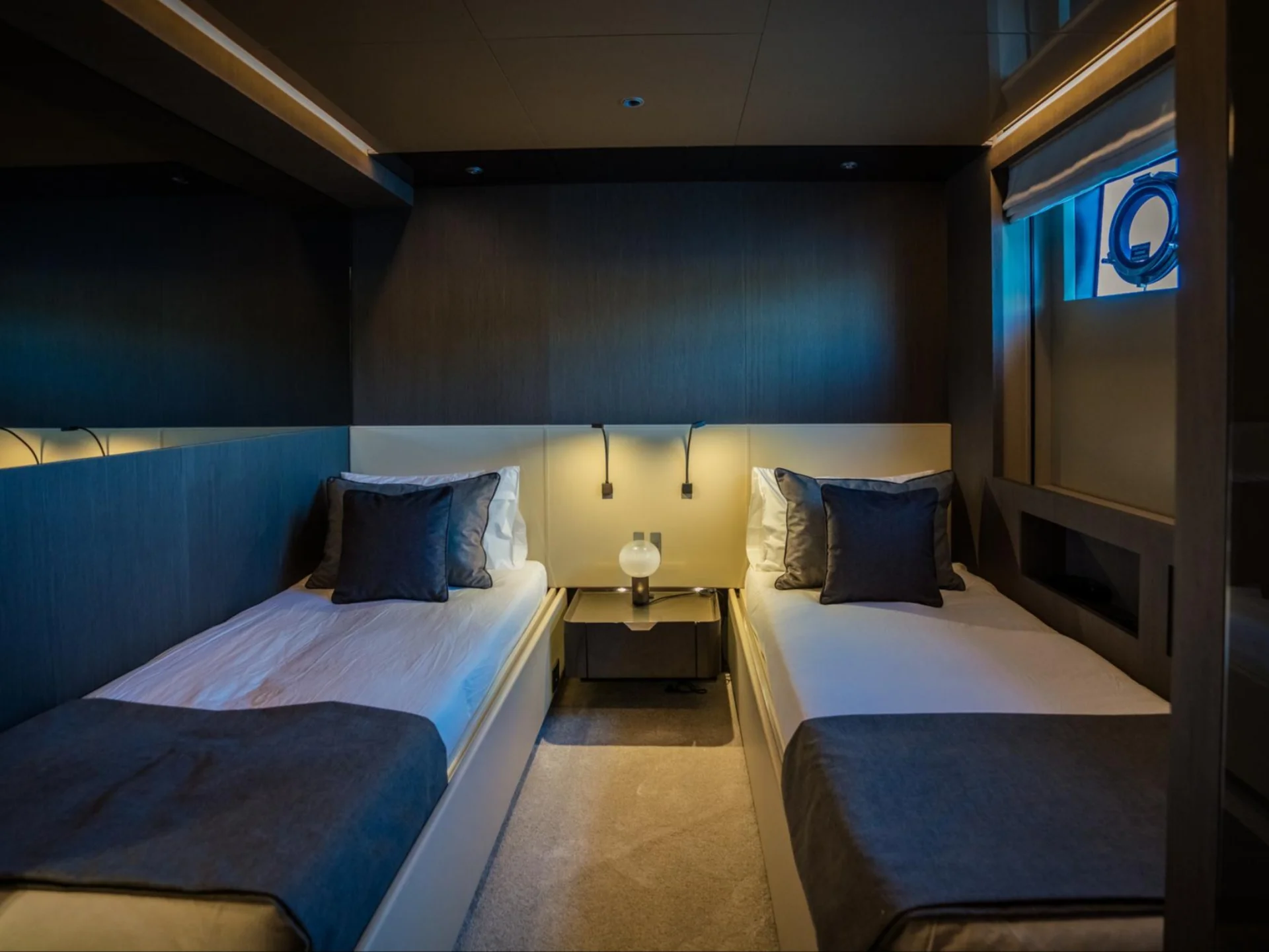 ALVIUM | Ferretti Custom Line 106 - Ferretti