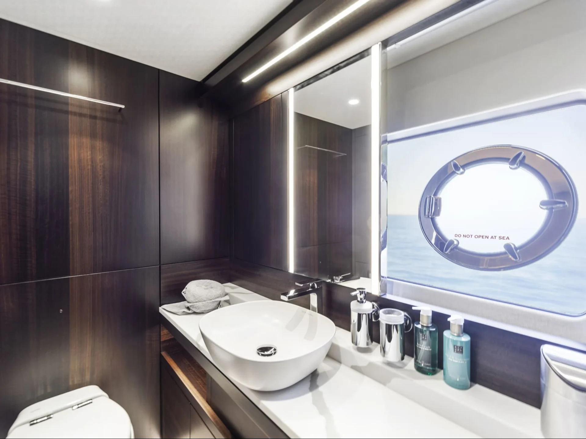 JUNIOR | Sunseeker 88 - Sunseeker