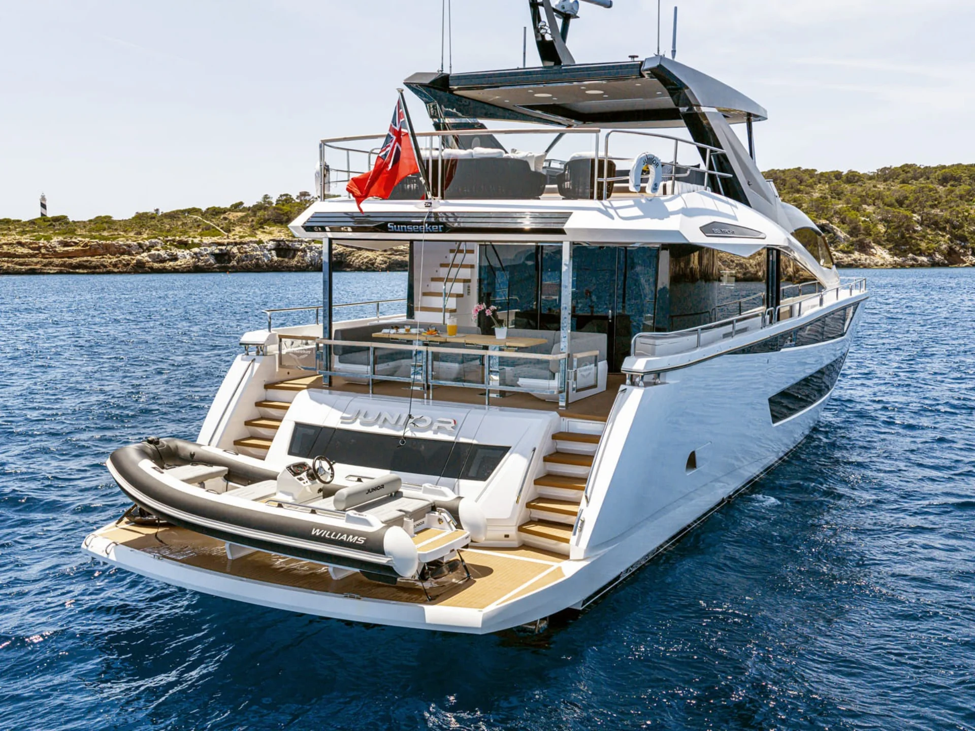 JUNIOR | Sunseeker 88 - Sunseeker
