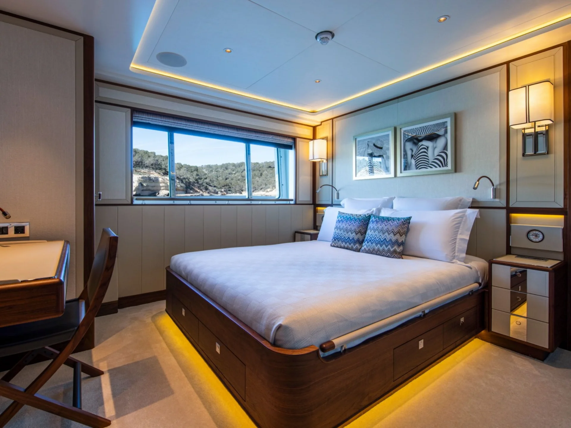 DELTA ONE | Mulder ThirtySix - Mulder