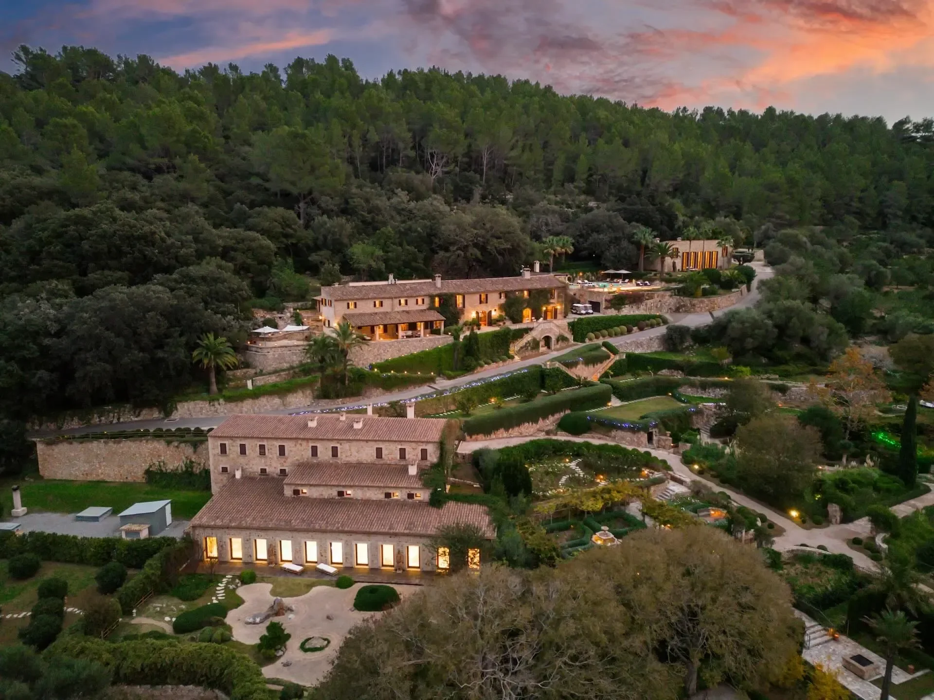 Almond Valley