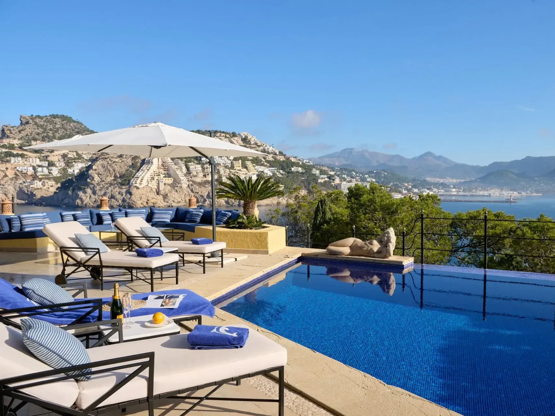 Villa Paradise Castle