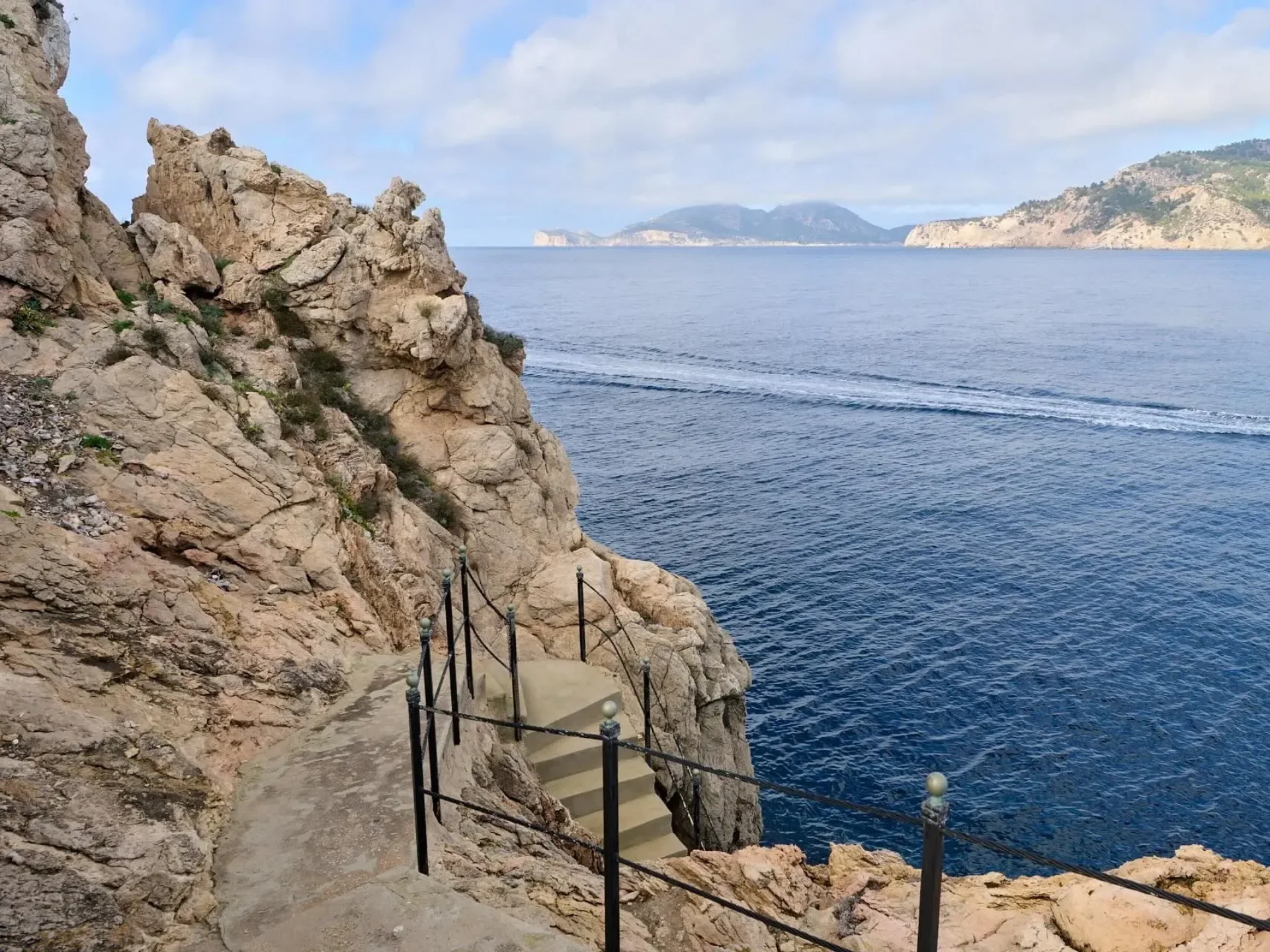 Villa Paradise Castle