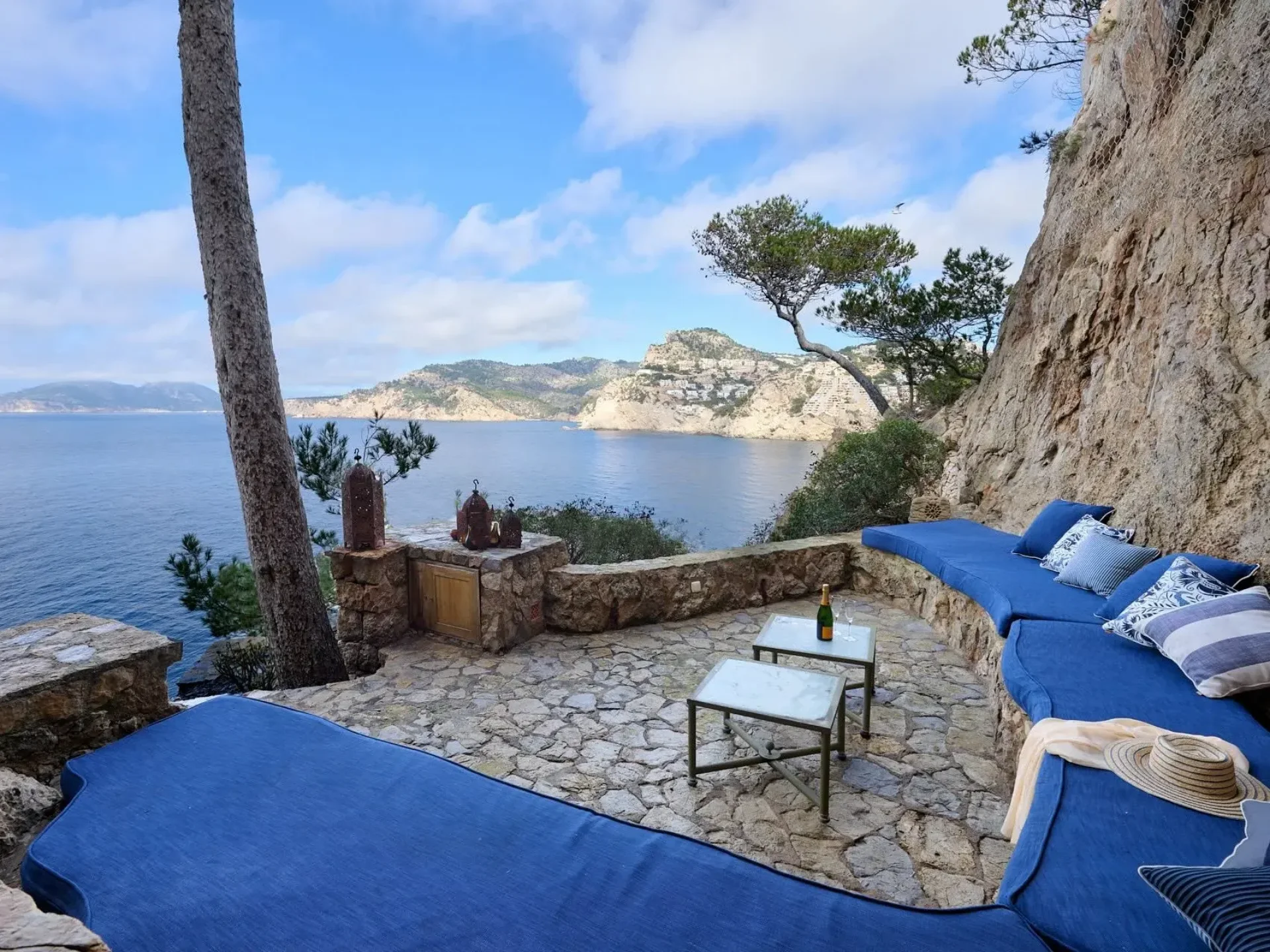 Villa Paradise Castle