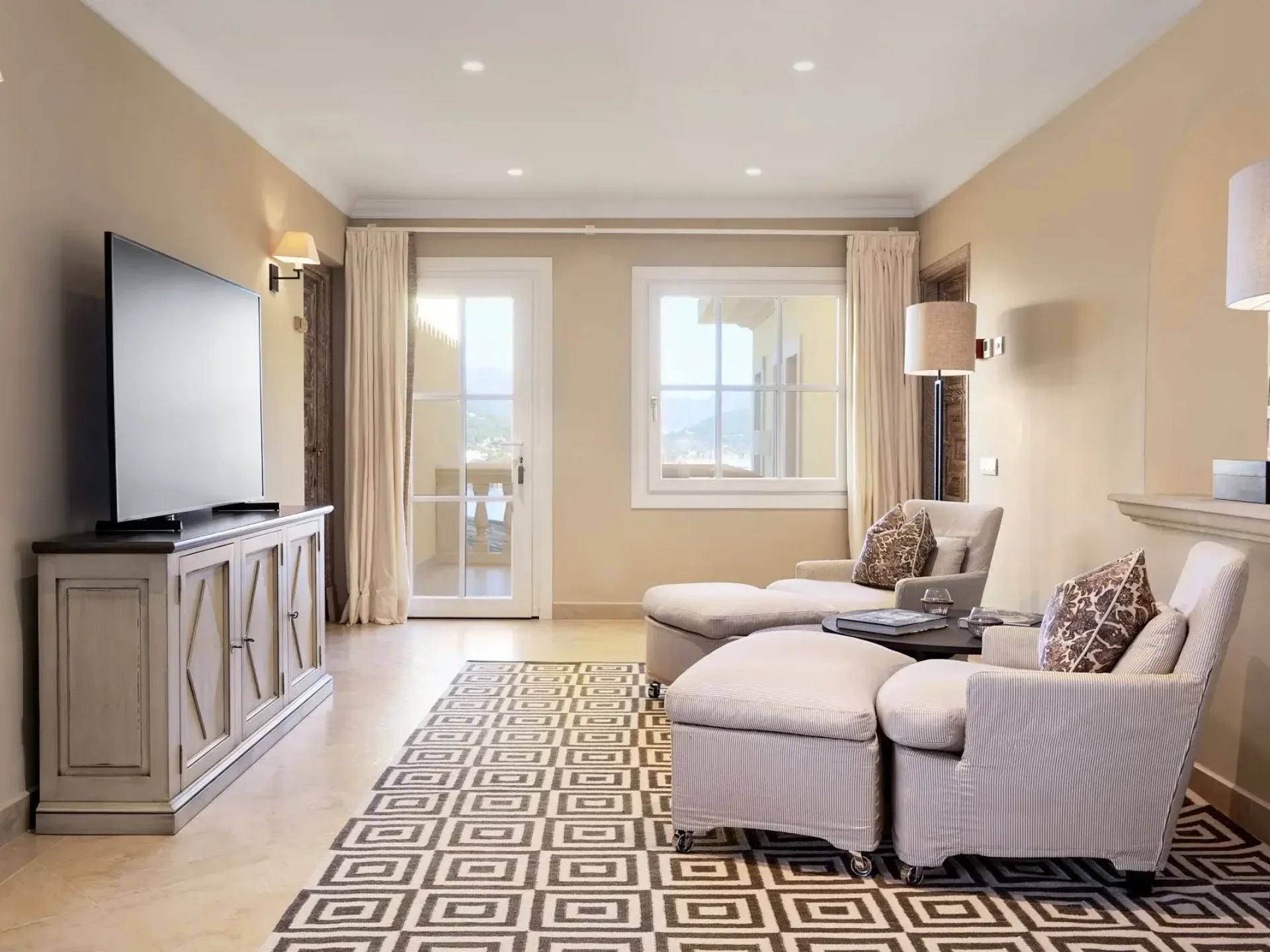 Villa Paradise Castle