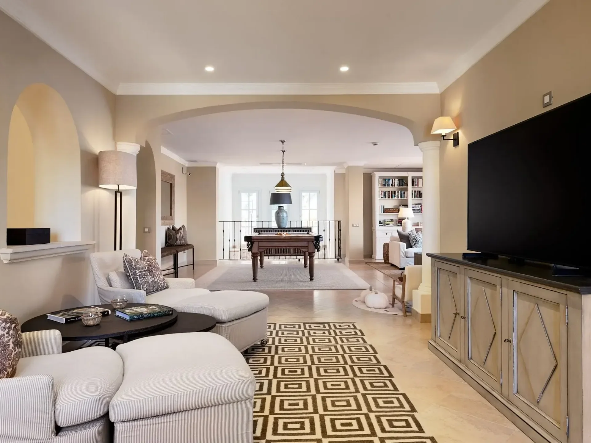 Villa Paradise Castle