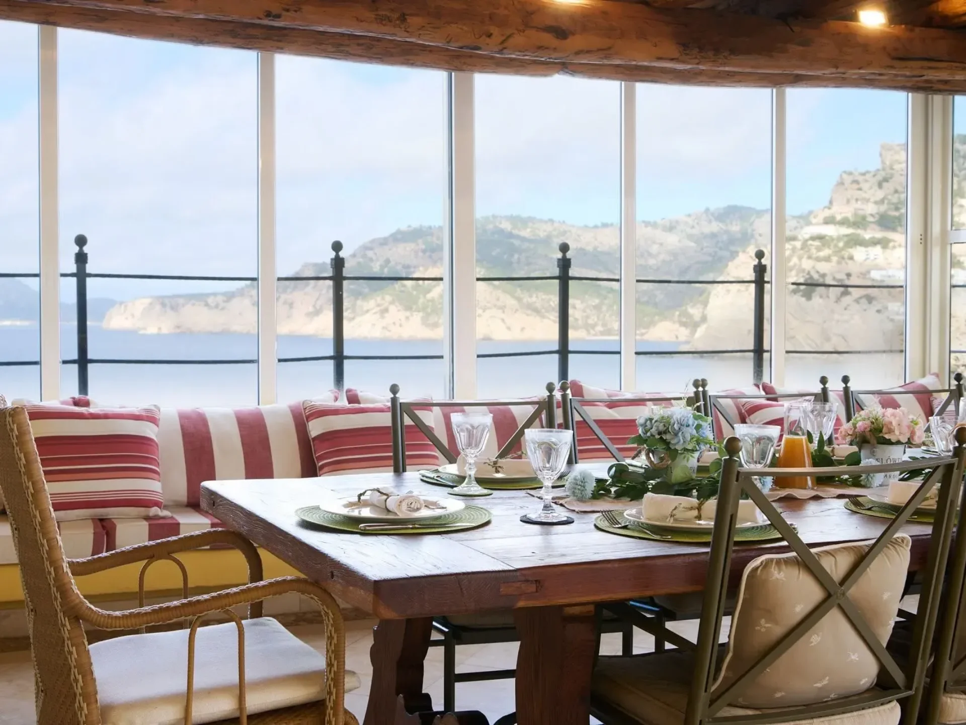 Villa Paradise Castle