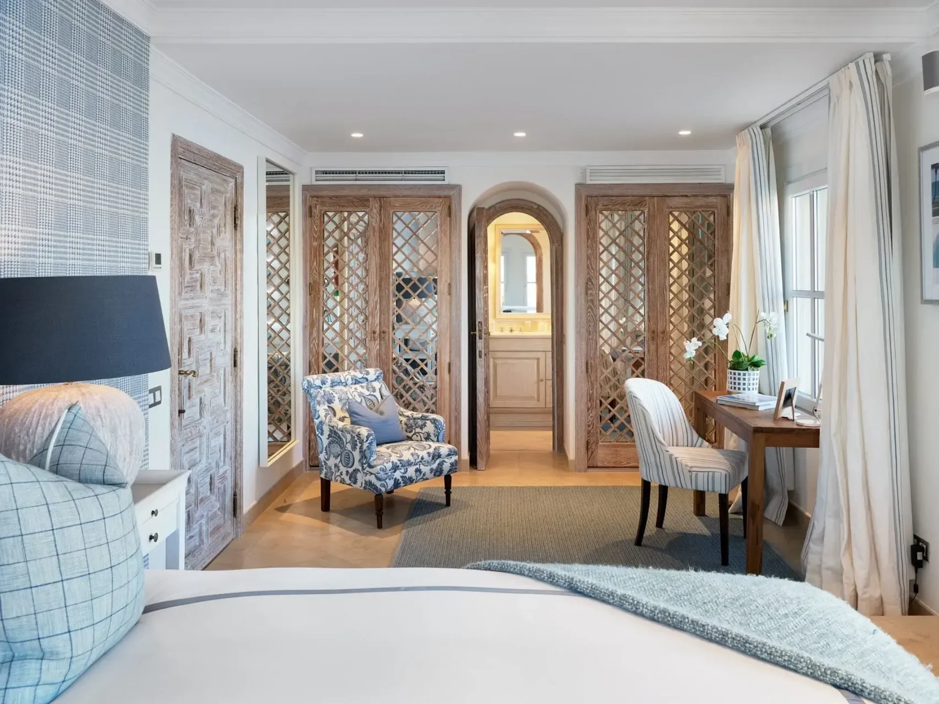 Villa Paradise Castle