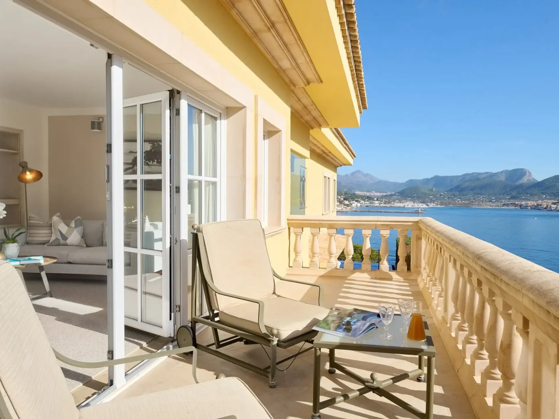 Villa Paradise Castle