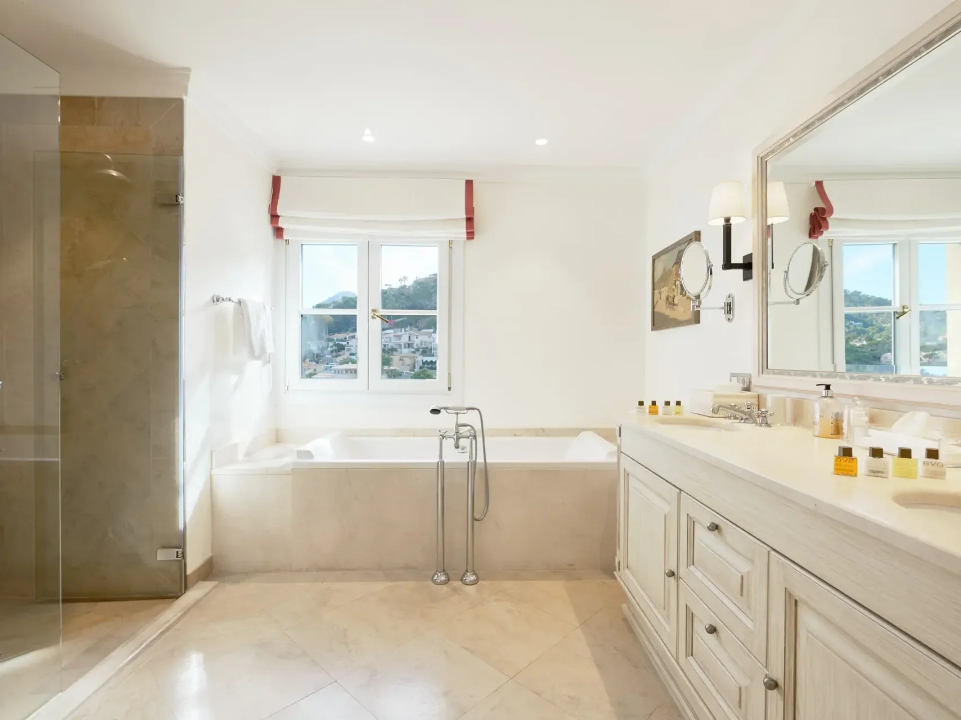 Villa Paradise Castle