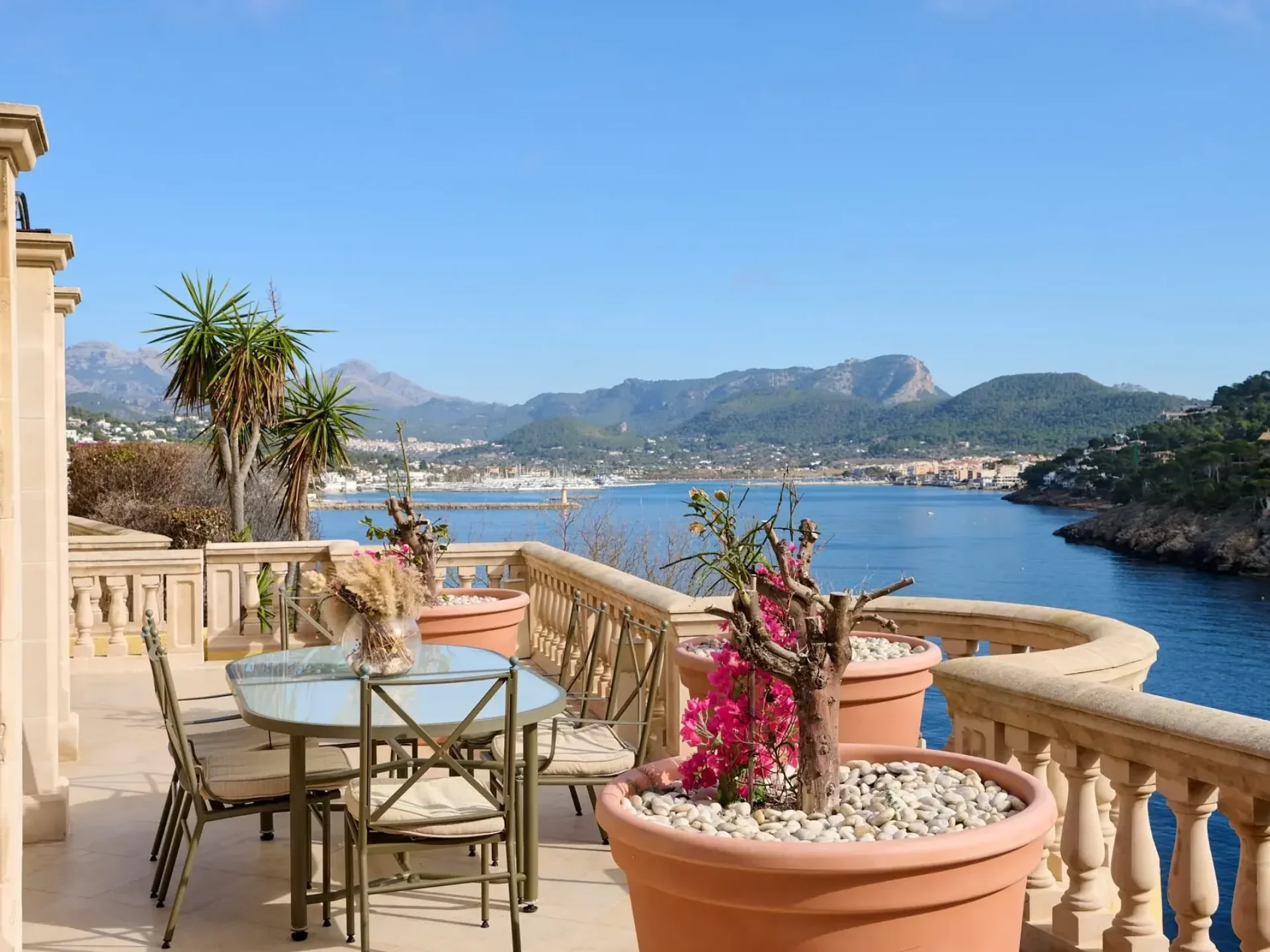 Villa Paradise Castle