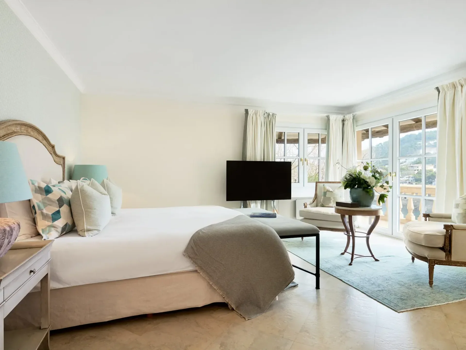 Villa Paradise Castle