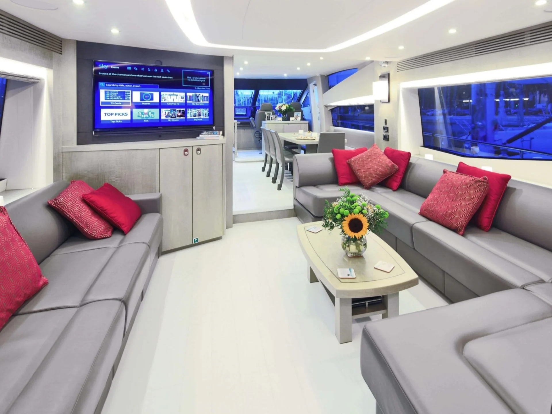 RAOUL W | Sunseeker 75 - Sunseeker