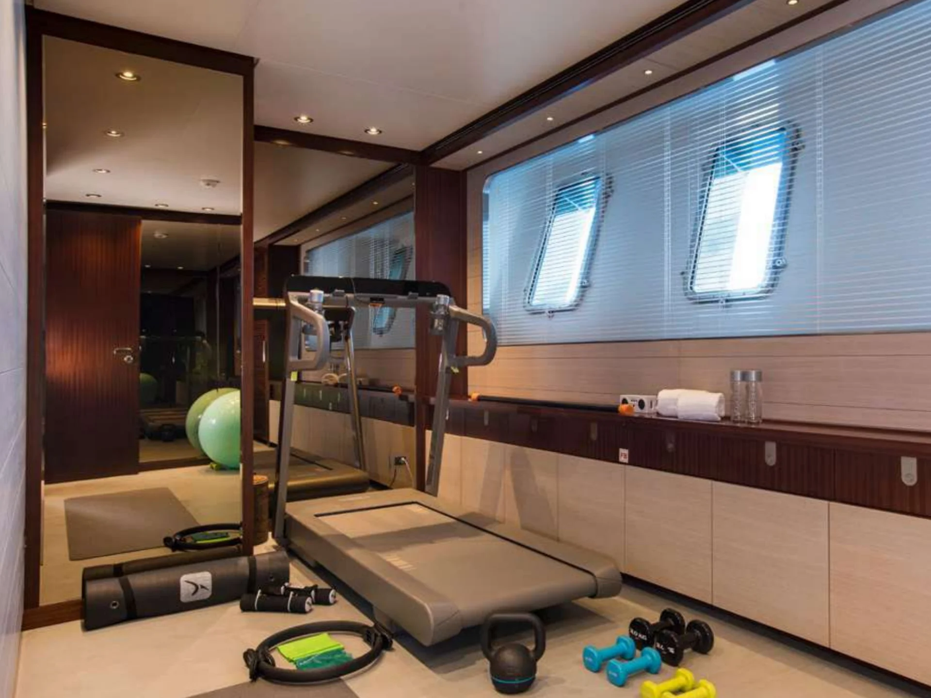 MOKA | Sanlorenzo 42M - Sanlorenzo