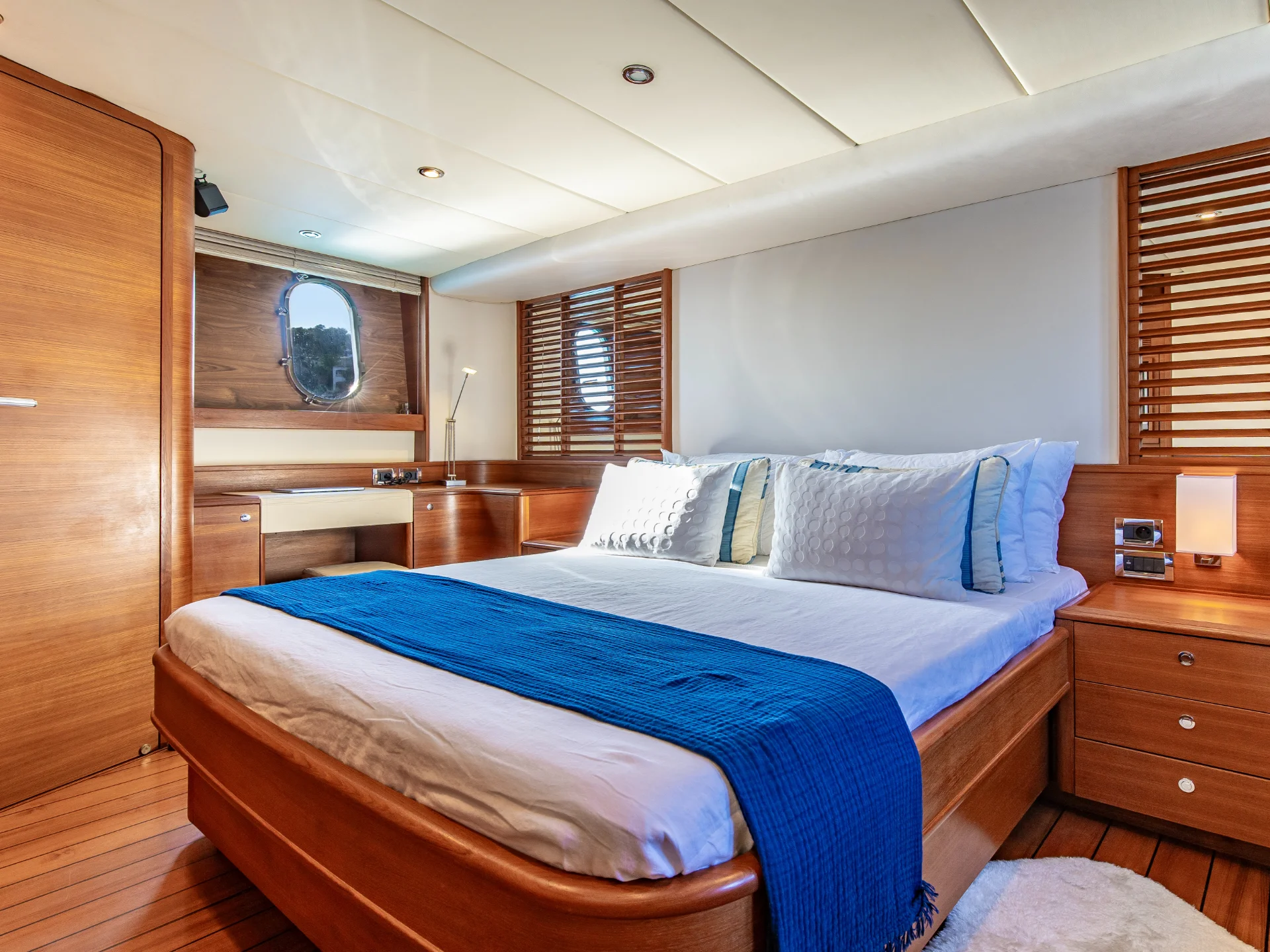 PARODIA | Guy Couach 70 - Guy Couach