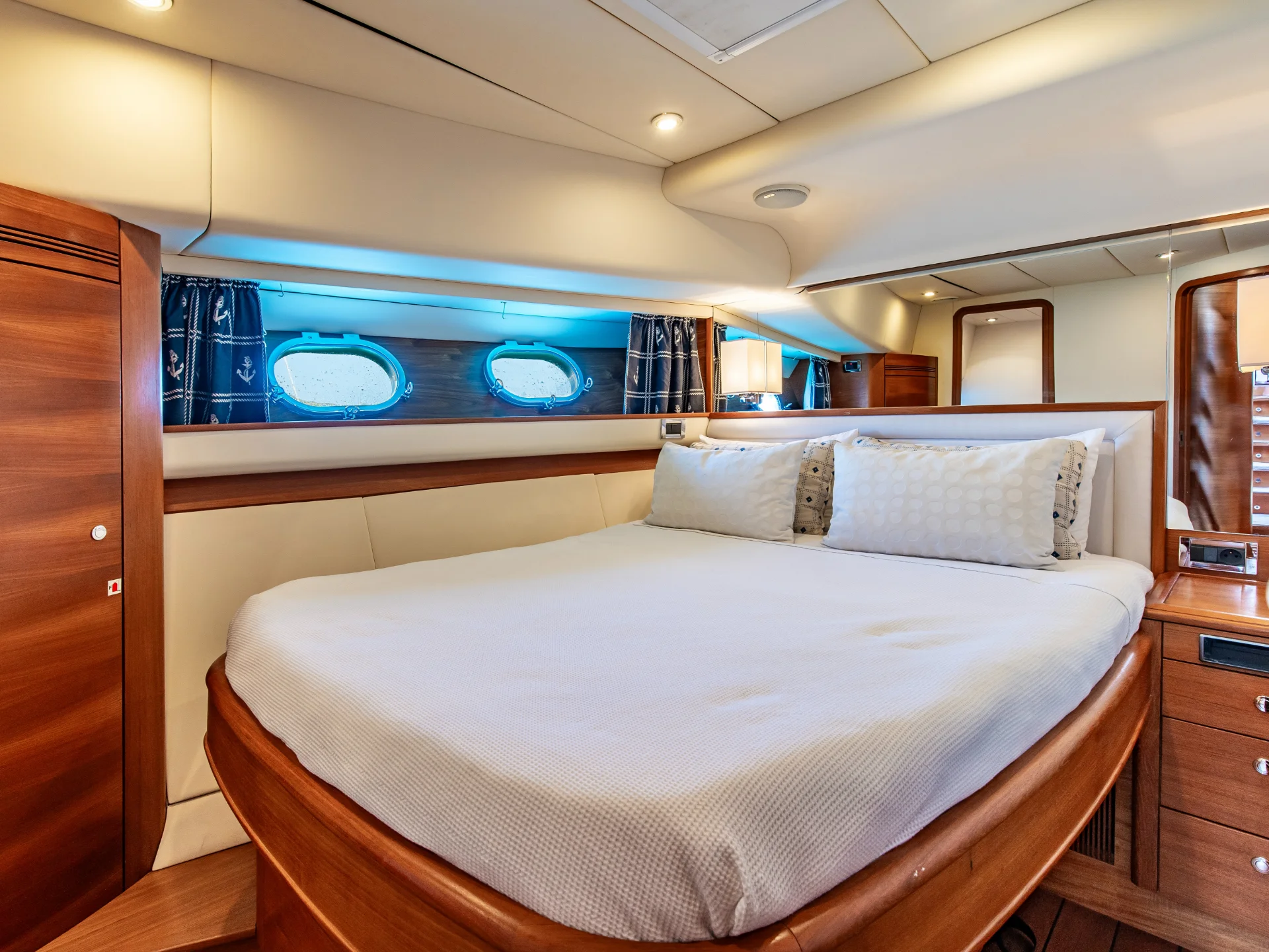 PARODIA | Guy Couach 70 - Guy Couach