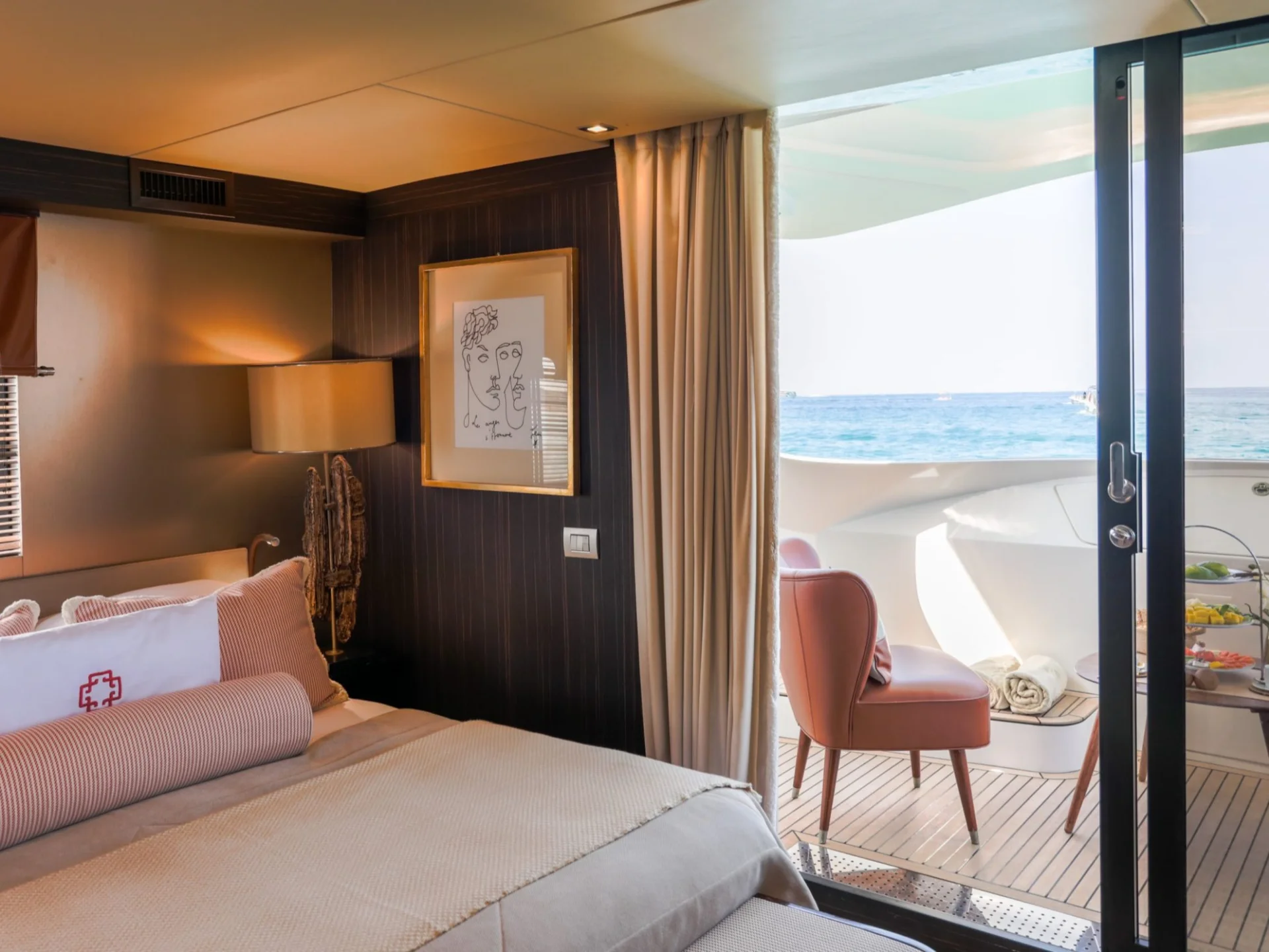 GOLDFINGER HOUSE OF HÜTTER | 64 Catamaran - Other