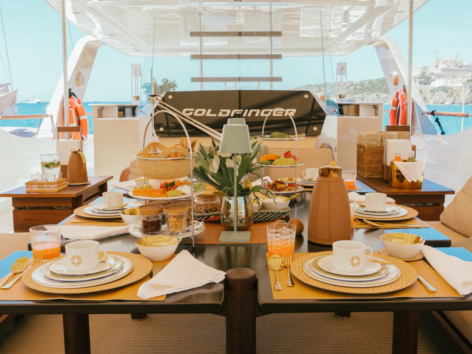 GOLDFINGER HOUSE OF HÜTTER | 64 Catamaran - Other