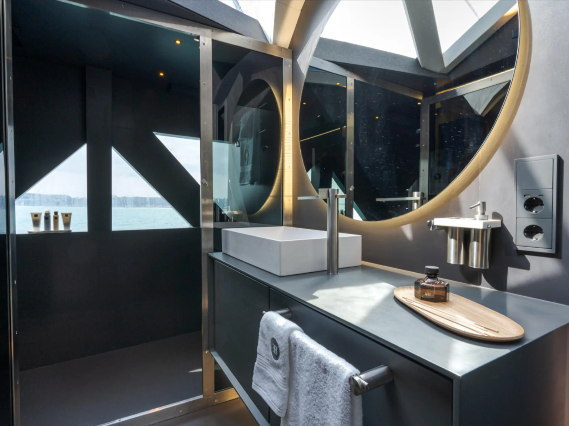 HANSTAIGER X1 - Hanstaiger